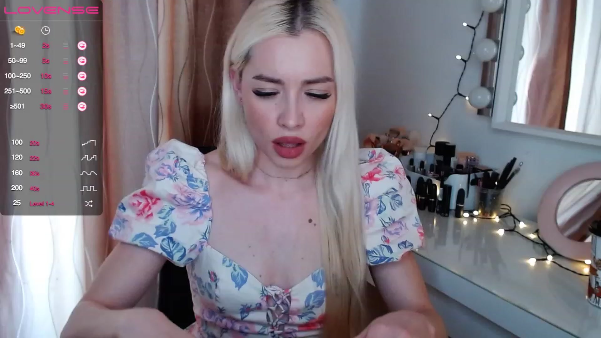 Gallery image thumbnail from Rapunzelll's myfreecams stream on, 03/19/2023, 08:58 image 11 of 20