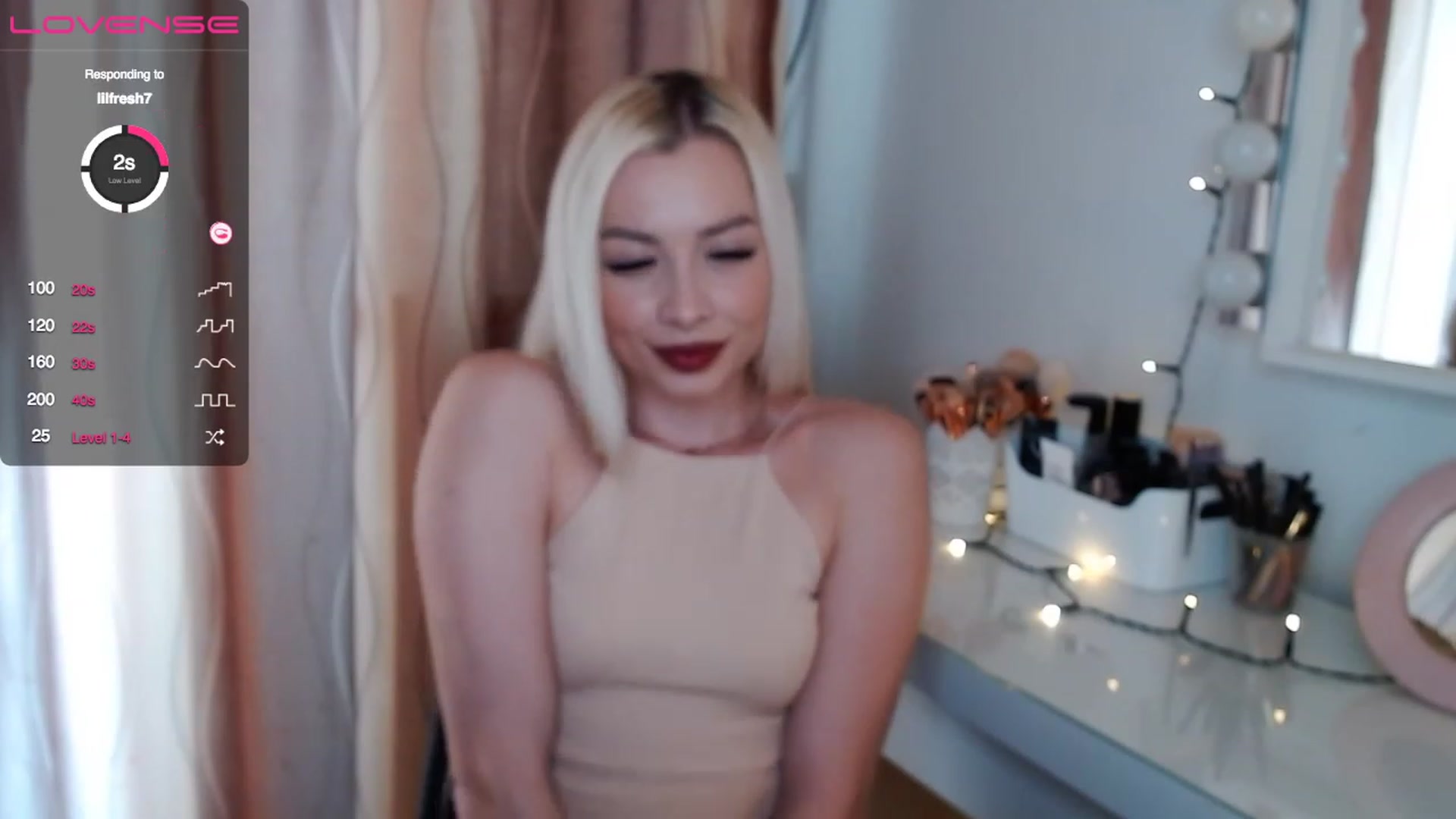 Gallery image thumbnail from Rapunzelll's myfreecams stream on, 03/21/2023, 09:04 image 18 of 20