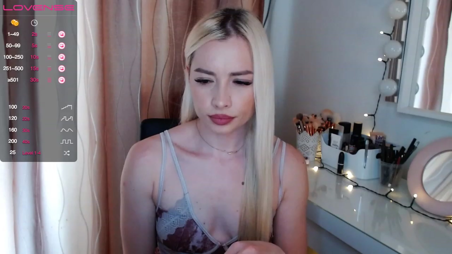 Gallery image thumbnail from Rapunzelll's myfreecams stream on, 03/27/2023, 10:24 image 8 of 20