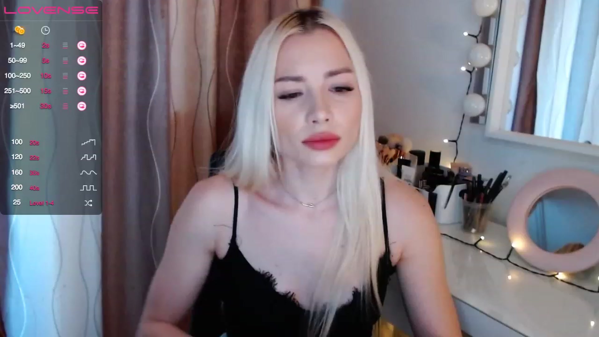 Gallery image thumbnail from Rapunzelll's myfreecams stream on, 03/30/2023, 08:02 image 12 of 20
