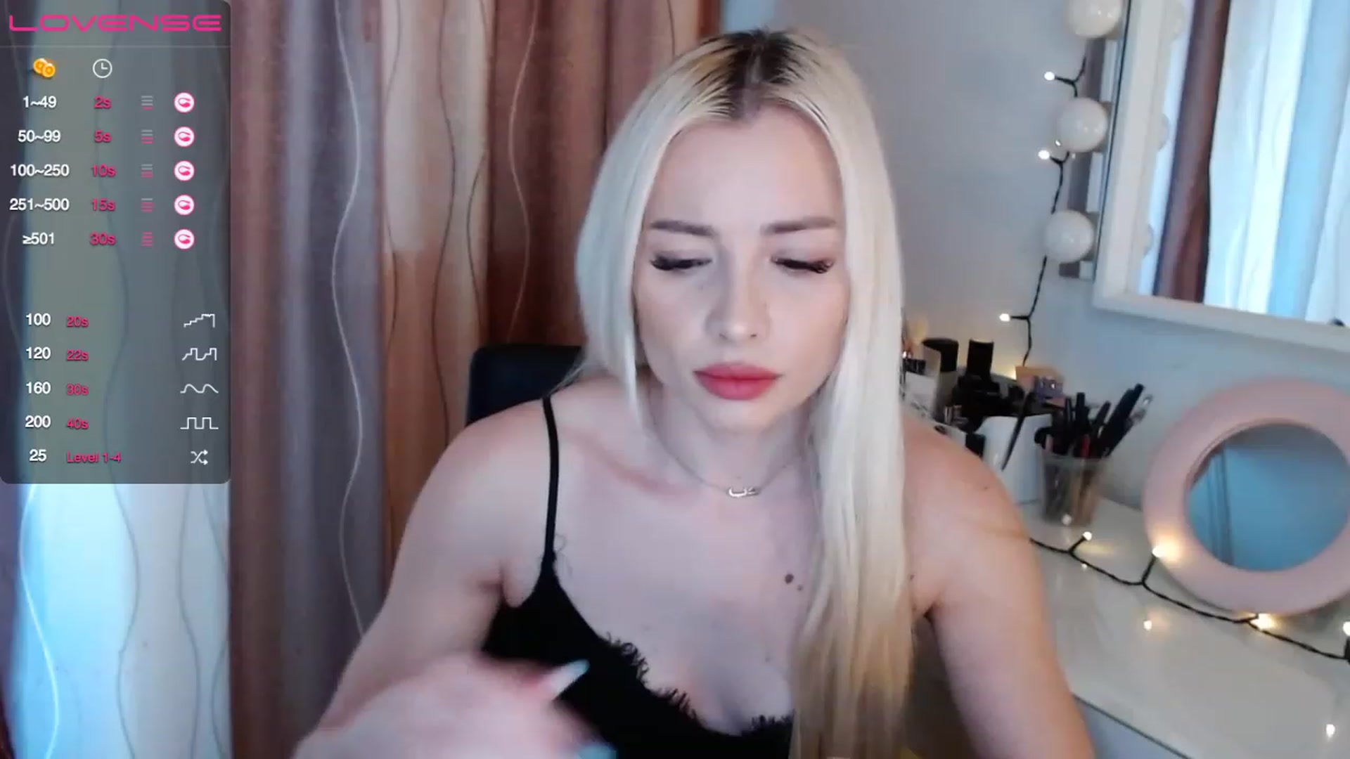 Gallery image thumbnail from Rapunzelll's myfreecams stream on, 03/30/2023, 08:02 image 19 of 20