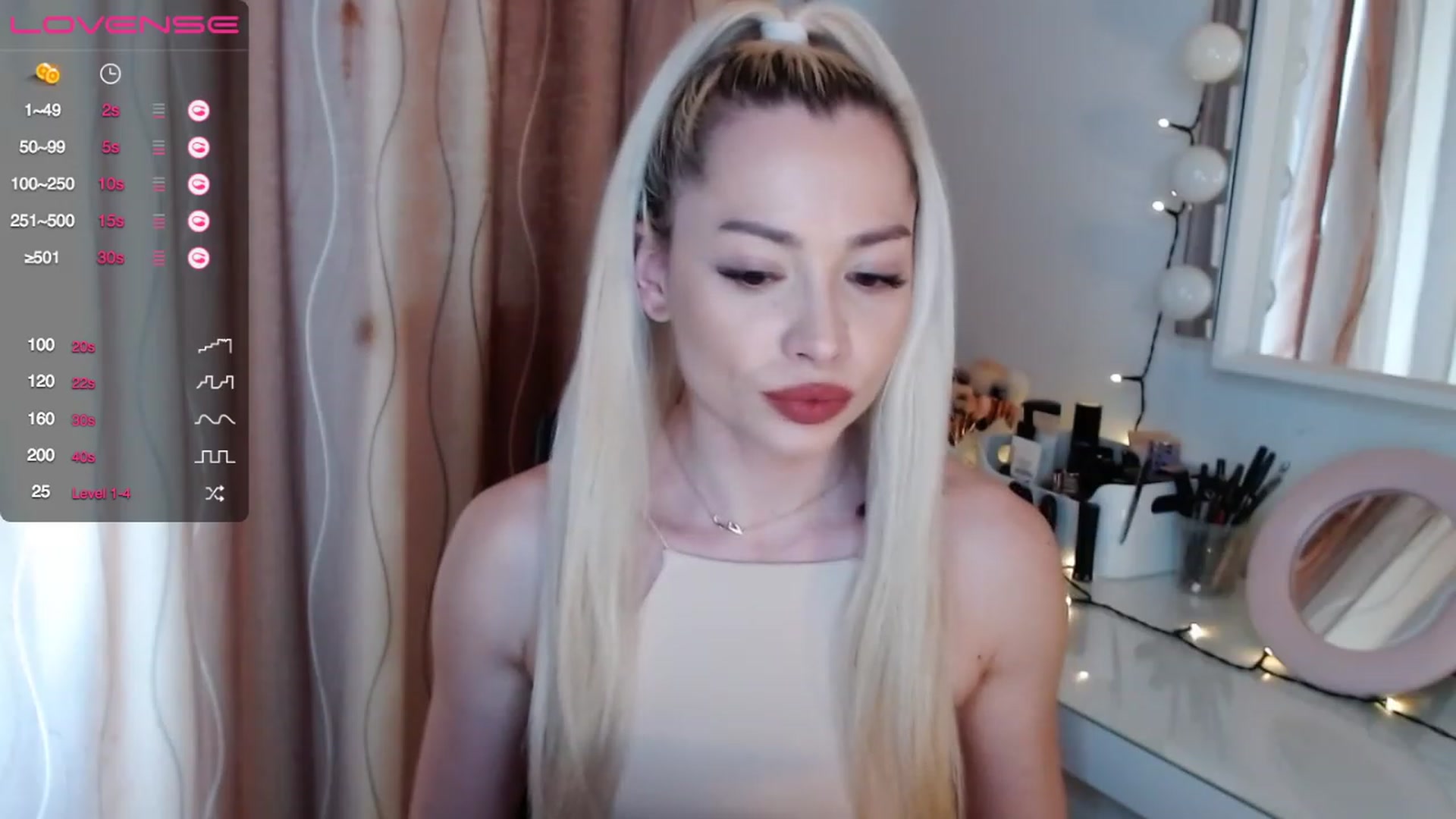 Gallery image thumbnail from Rapunzelll's myfreecams stream on, 04/01/2023, 13:09 image 9 of 20