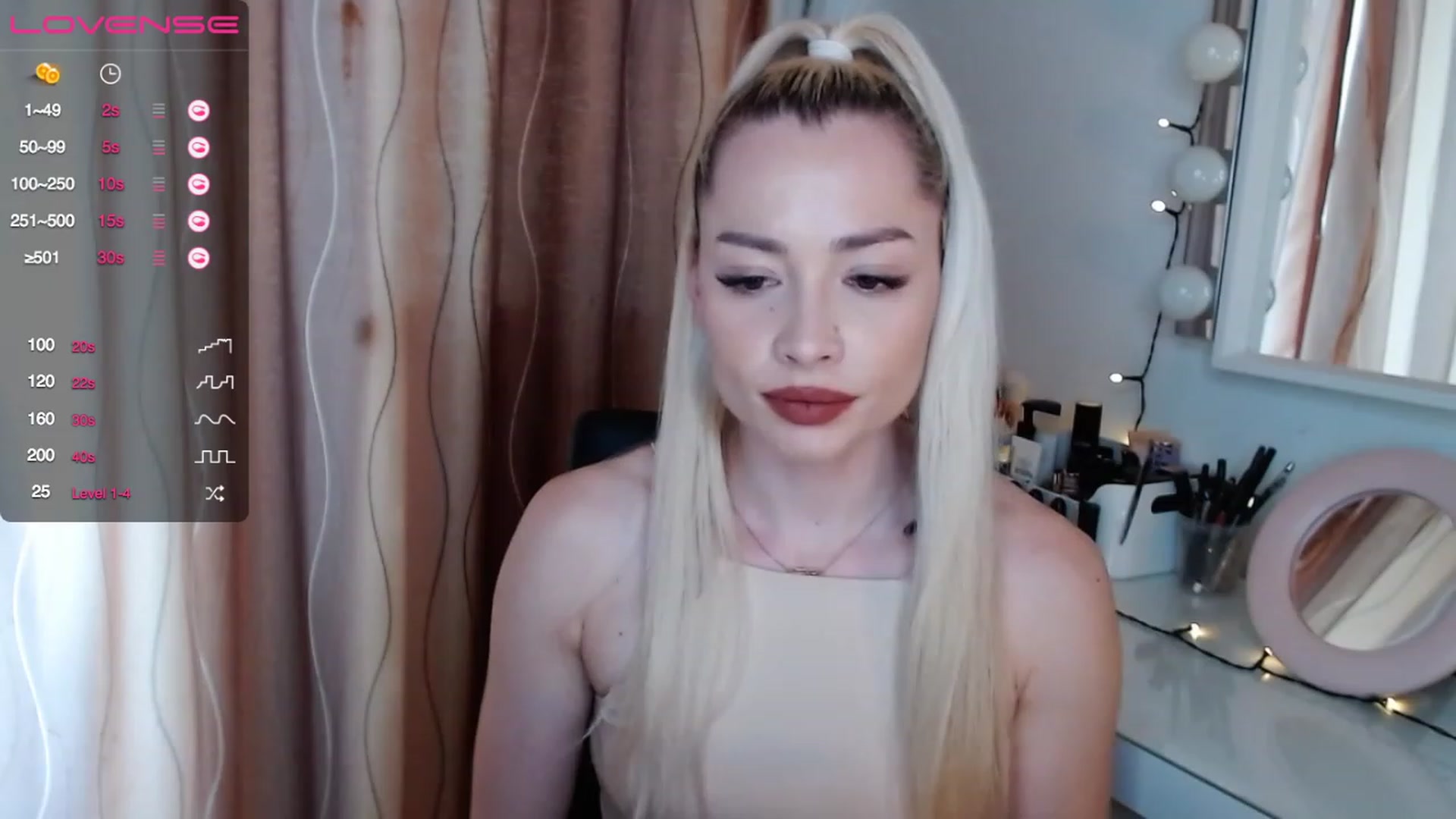 Gallery image thumbnail from Rapunzelll's myfreecams stream on, 04/01/2023, 13:09 image 15 of 20