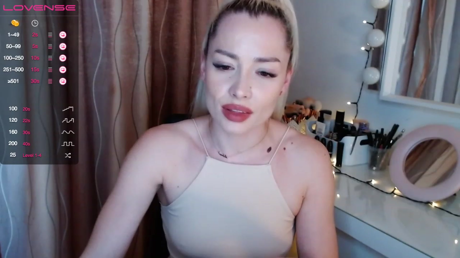Gallery image thumbnail from Rapunzelll's myfreecams stream on, 04/01/2023, 15:21 image 12 of 20