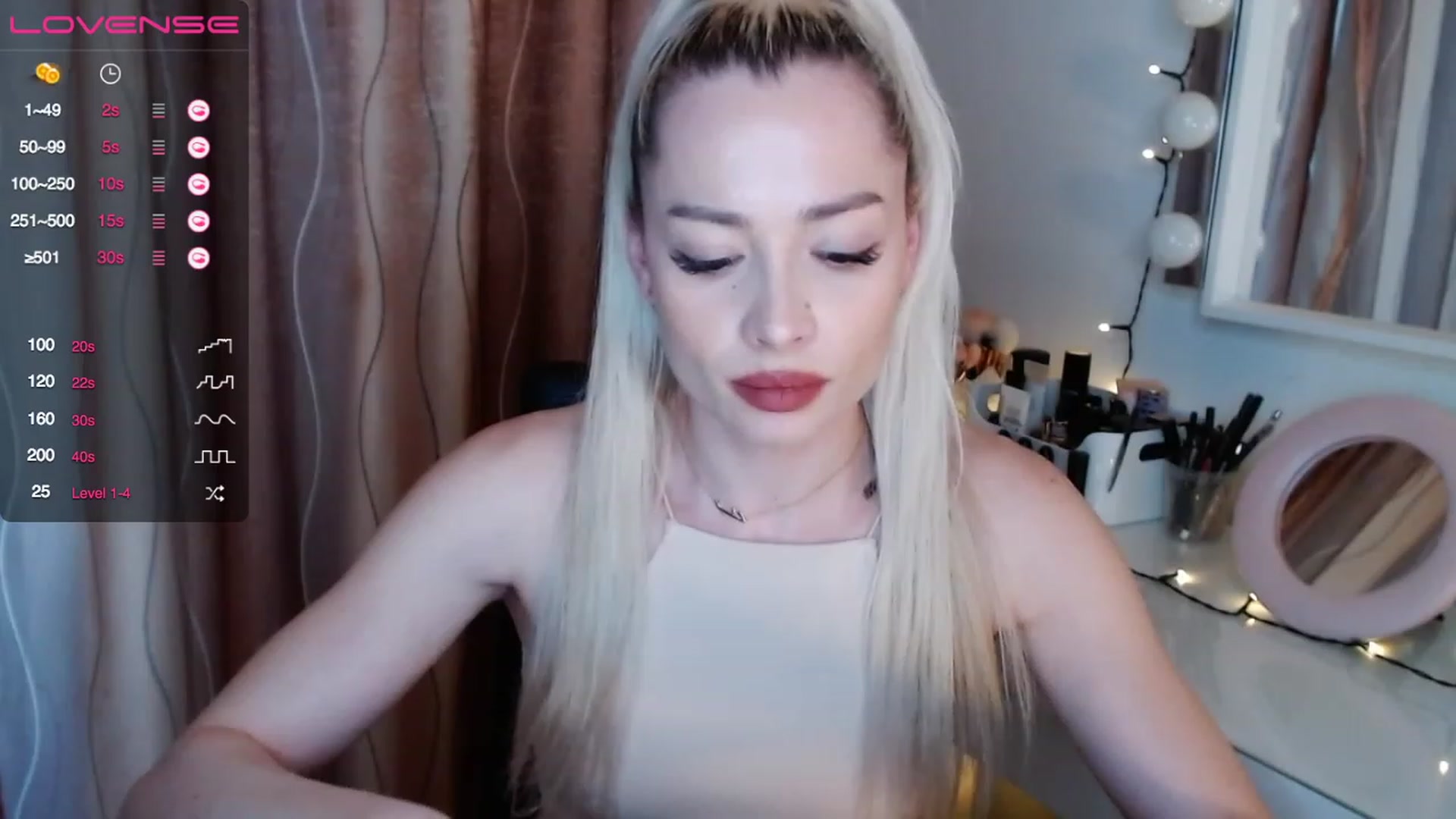 Gallery image thumbnail from Rapunzelll's myfreecams stream on, 04/01/2023, 15:21 image 14 of 20