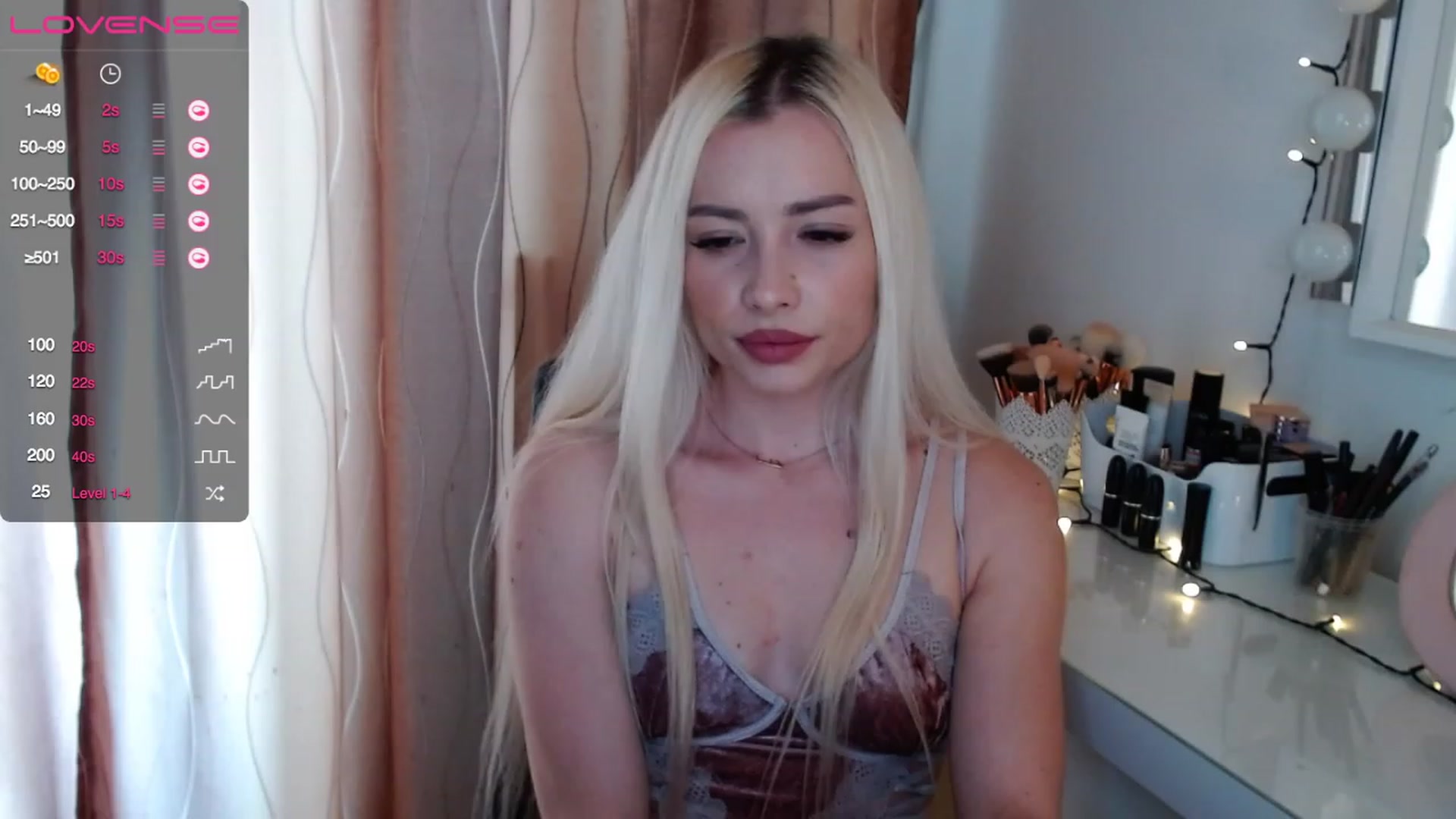 Gallery image thumbnail from Rapunzelll's myfreecams stream on, 04/03/2023, 08:39 image 9 of 20