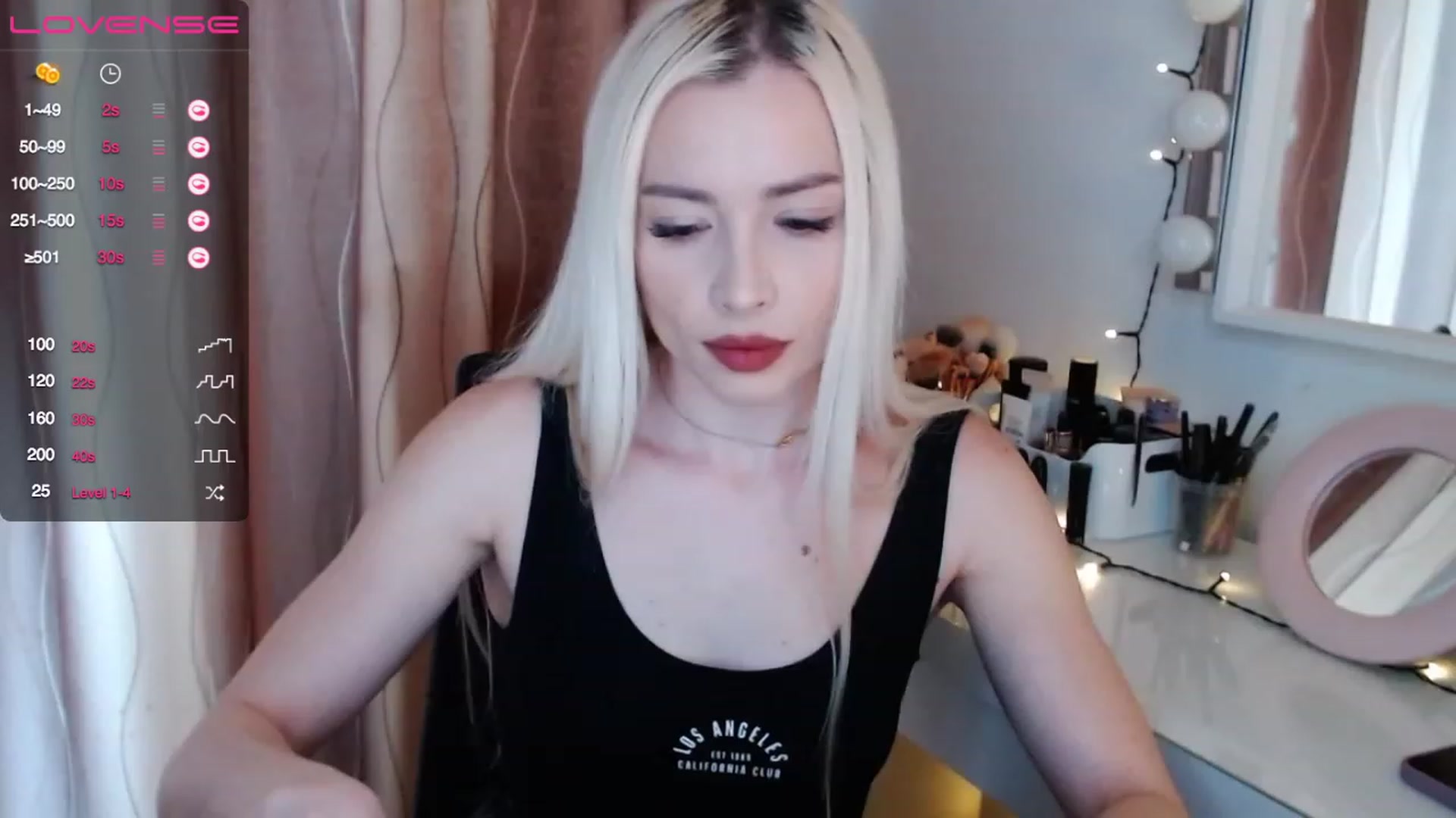 Gallery image thumbnail from Rapunzelll's myfreecams stream on, 04/06/2023, 07:22 image 3 of 20