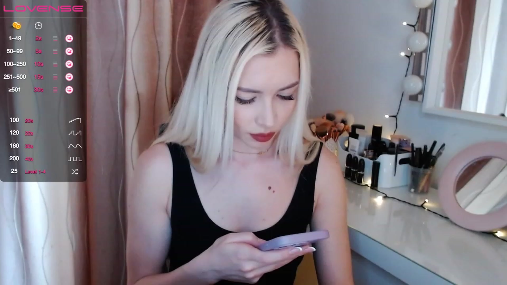 Gallery image thumbnail from Rapunzelll's myfreecams stream on, 04/06/2023, 07:22 image 2 of 20