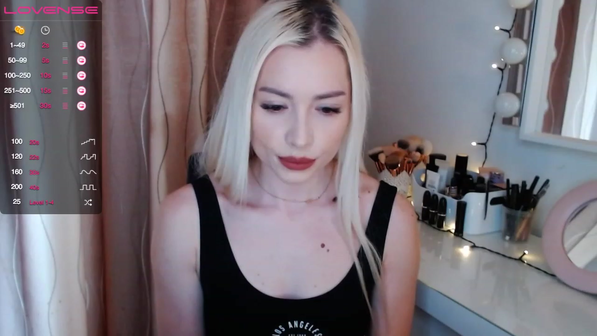 Gallery image thumbnail from Rapunzelll's myfreecams stream on, 04/06/2023, 07:22 image 8 of 20