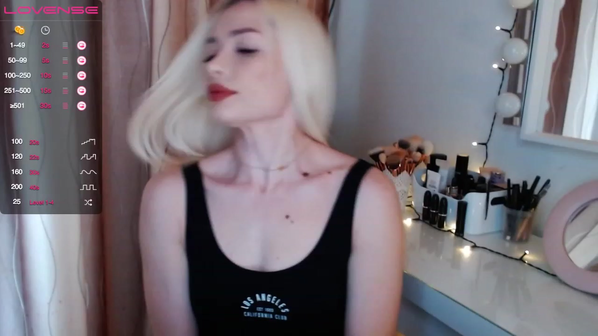 Gallery image thumbnail from Rapunzelll's myfreecams stream on, 04/06/2023, 07:22 image 10 of 20