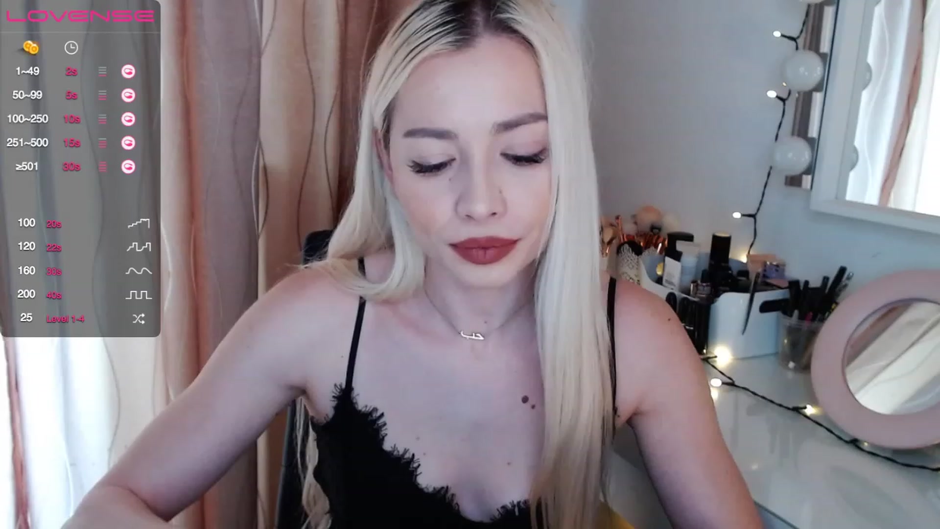 Gallery image thumbnail from Rapunzelll's myfreecams stream on, 04/07/2023, 07:59 image 14 of 20
