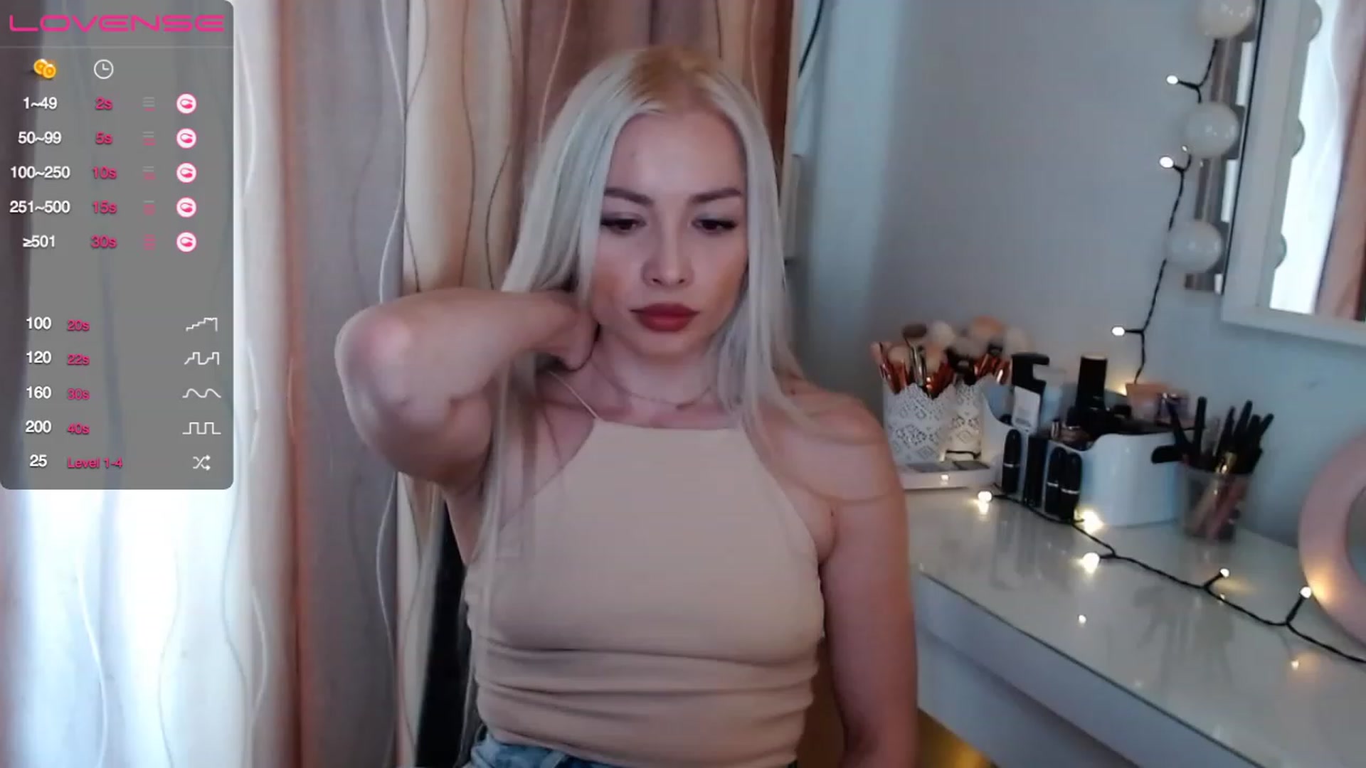 Gallery image thumbnail from Rapunzelll's myfreecams stream on, 04/10/2023, 09:29 image 2 of 20