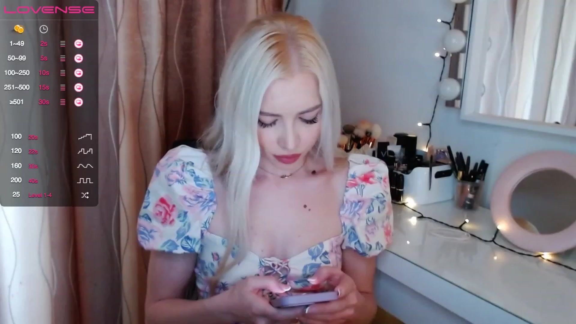 Gallery image thumbnail from Rapunzelll's myfreecams stream on, 04/12/2023, 08:19 image 17 of 20