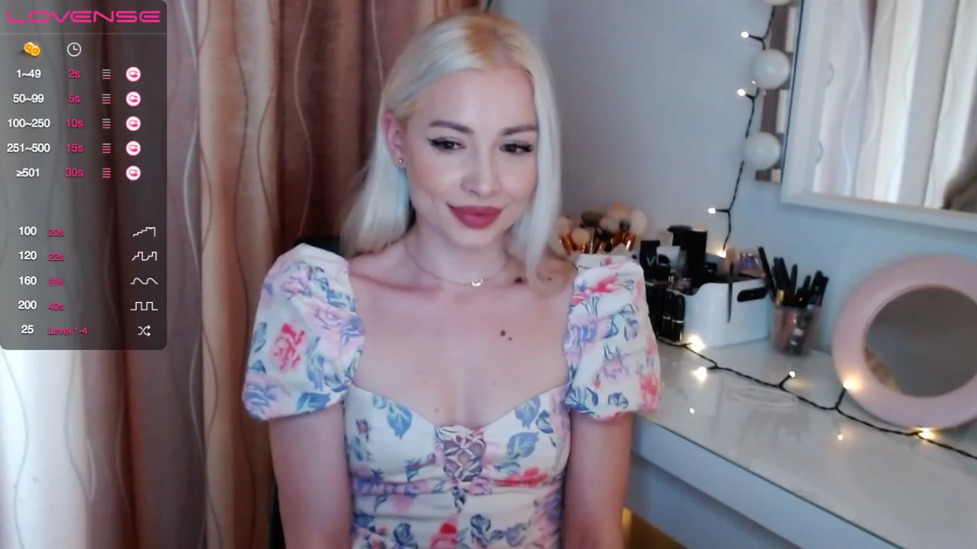 Gallery image thumbnail from Rapunzelll's myfreecams stream on, 04/12/2023, 08:19 image 18 of 20