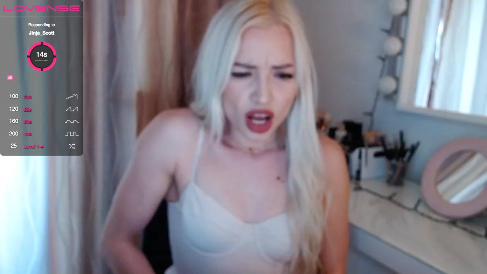 Gallery image thumbnail from Rapunzelll's myfreecams stream on, 04/13/2023, 08:13 image 13 of 20