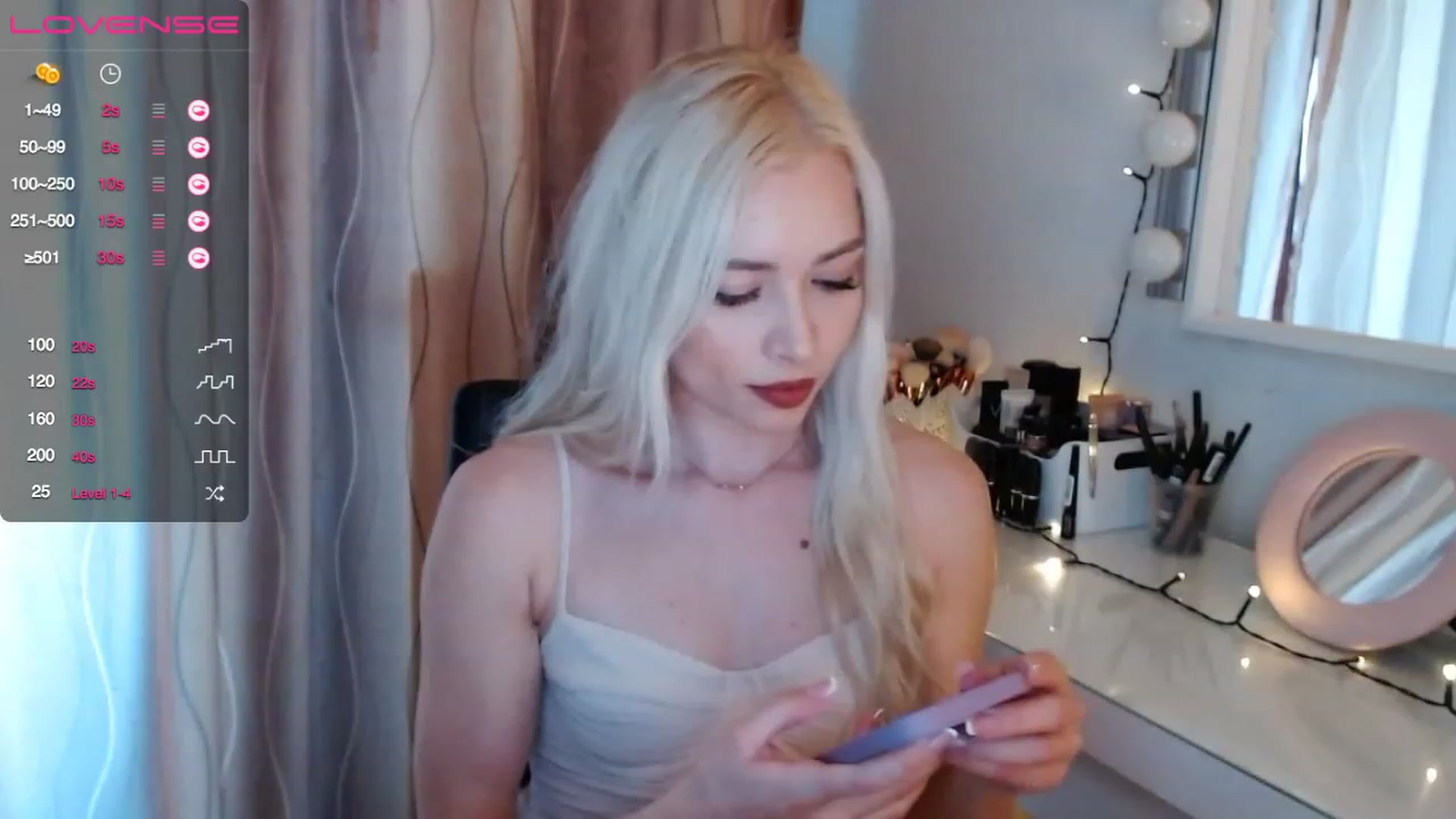 Gallery image thumbnail from Rapunzelll's myfreecams stream on, 04/13/2023, 08:13 image 4 of 20