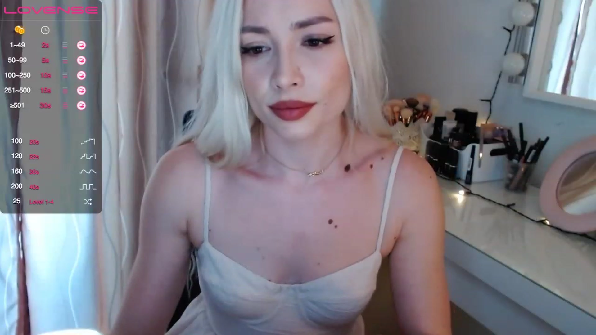 Gallery image thumbnail from Rapunzelll's myfreecams stream on, 04/13/2023, 09:10 image 12 of 20