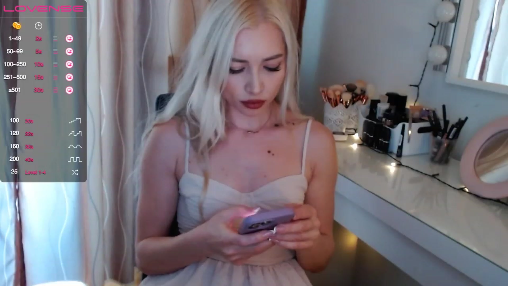 Gallery image thumbnail from Rapunzelll's myfreecams stream on, 04/13/2023, 09:10 image 13 of 20