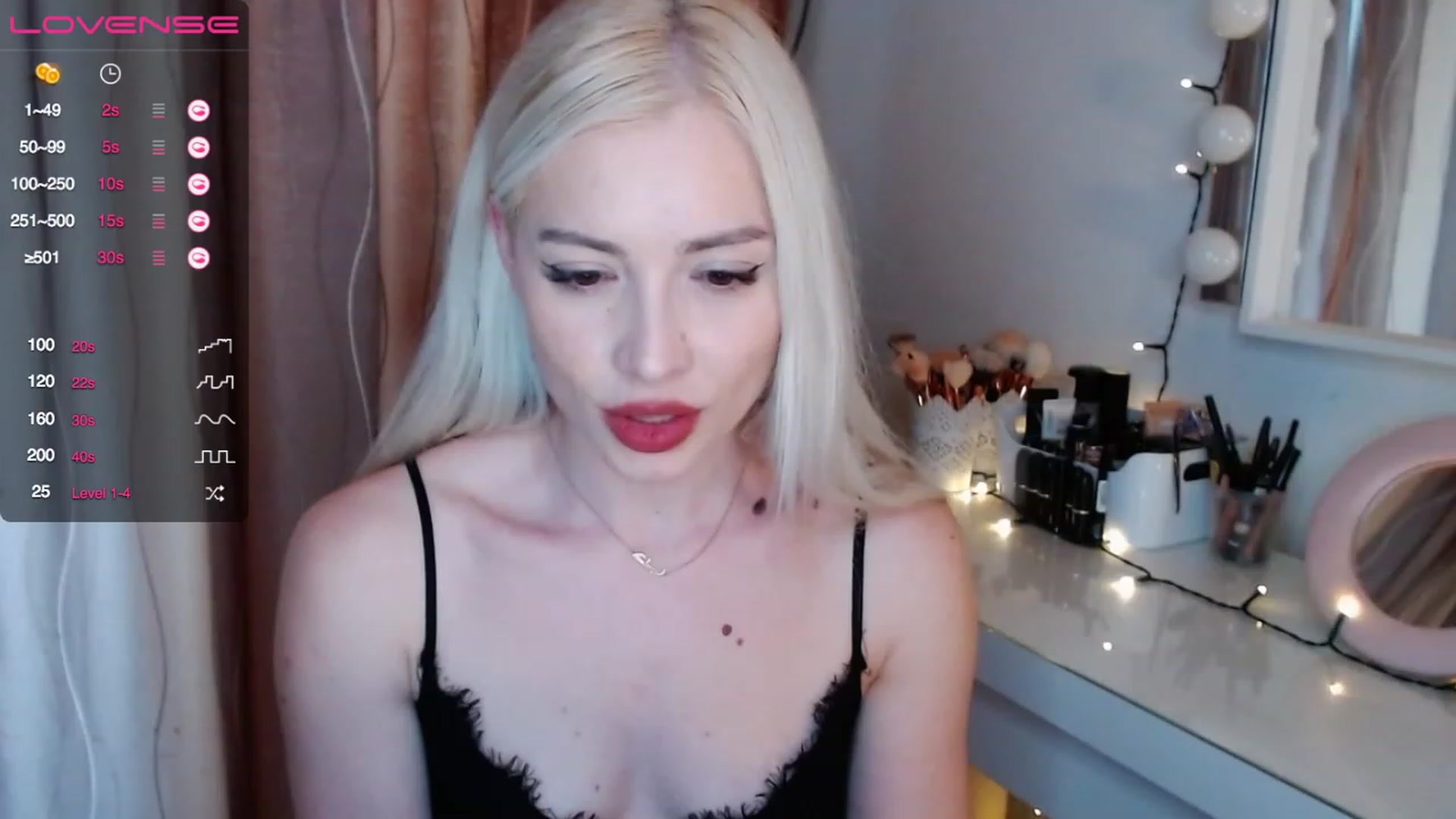 Gallery image thumbnail from Rapunzelll's myfreecams stream on, 04/15/2023, 16:26 image 8 of 20