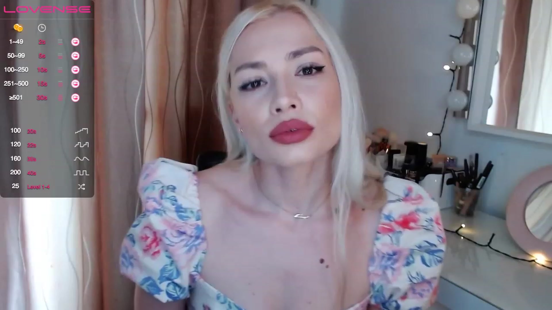 Gallery image thumbnail from Rapunzelll's myfreecams stream on, 04/16/2023, 08:28 image 13 of 20