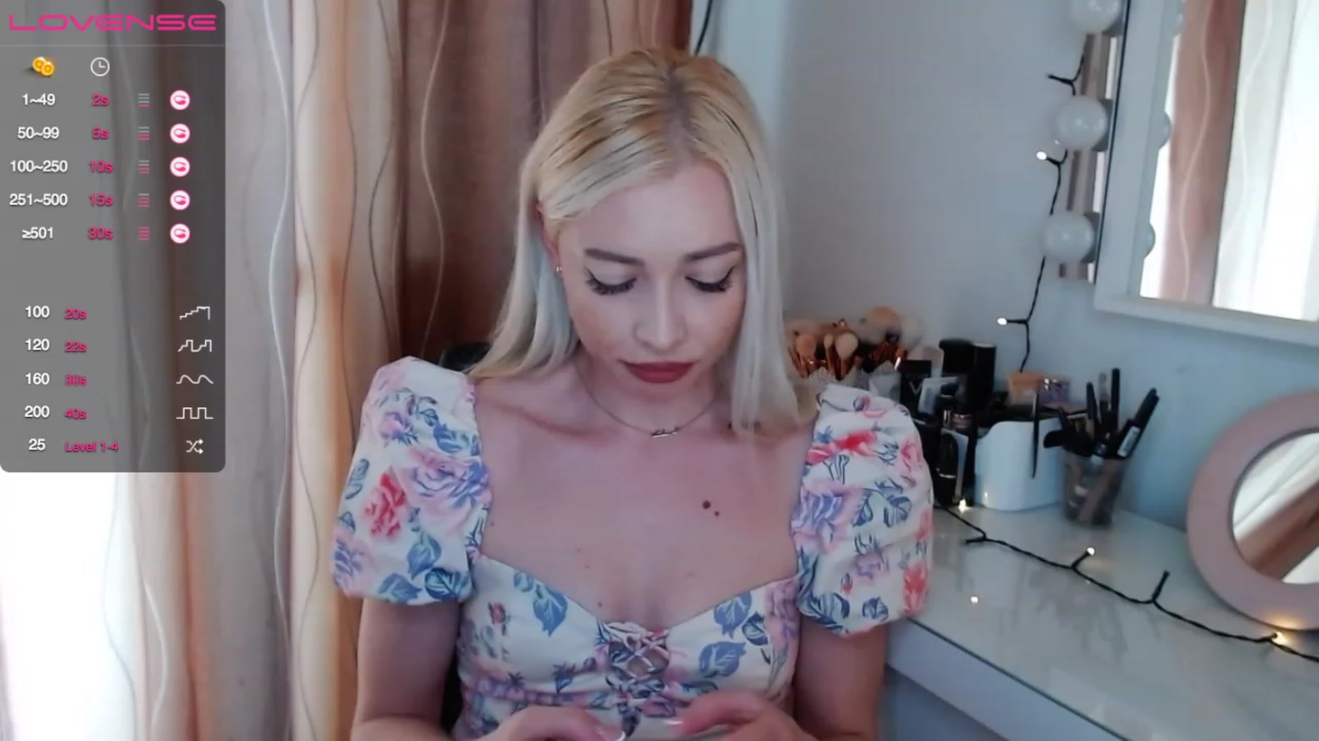 Gallery image thumbnail from Rapunzelll's myfreecams stream on, 04/16/2023, 10:36 image 10 of 20