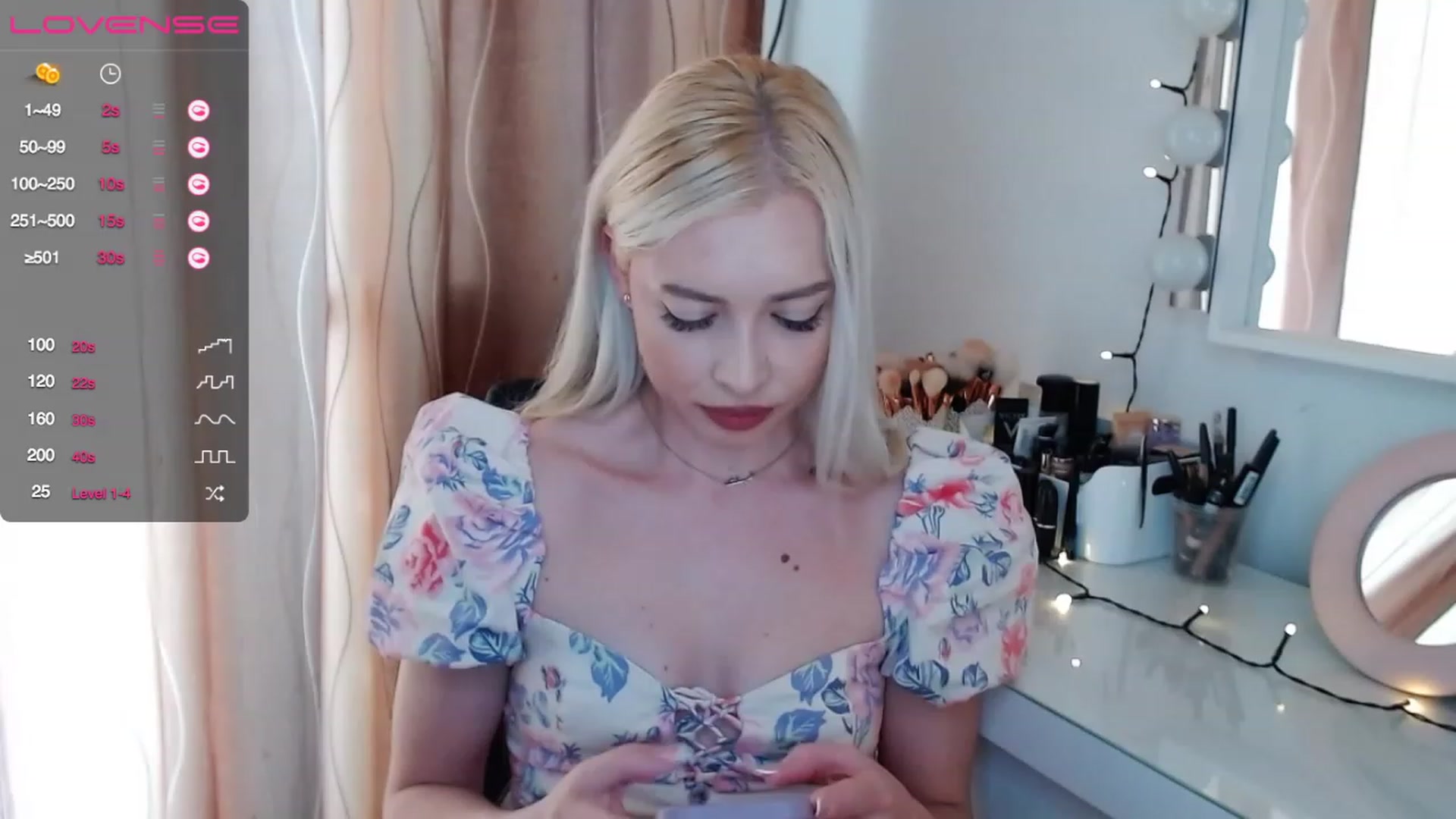 Gallery image thumbnail from Rapunzelll's myfreecams stream on, 04/16/2023, 10:36 image 11 of 20