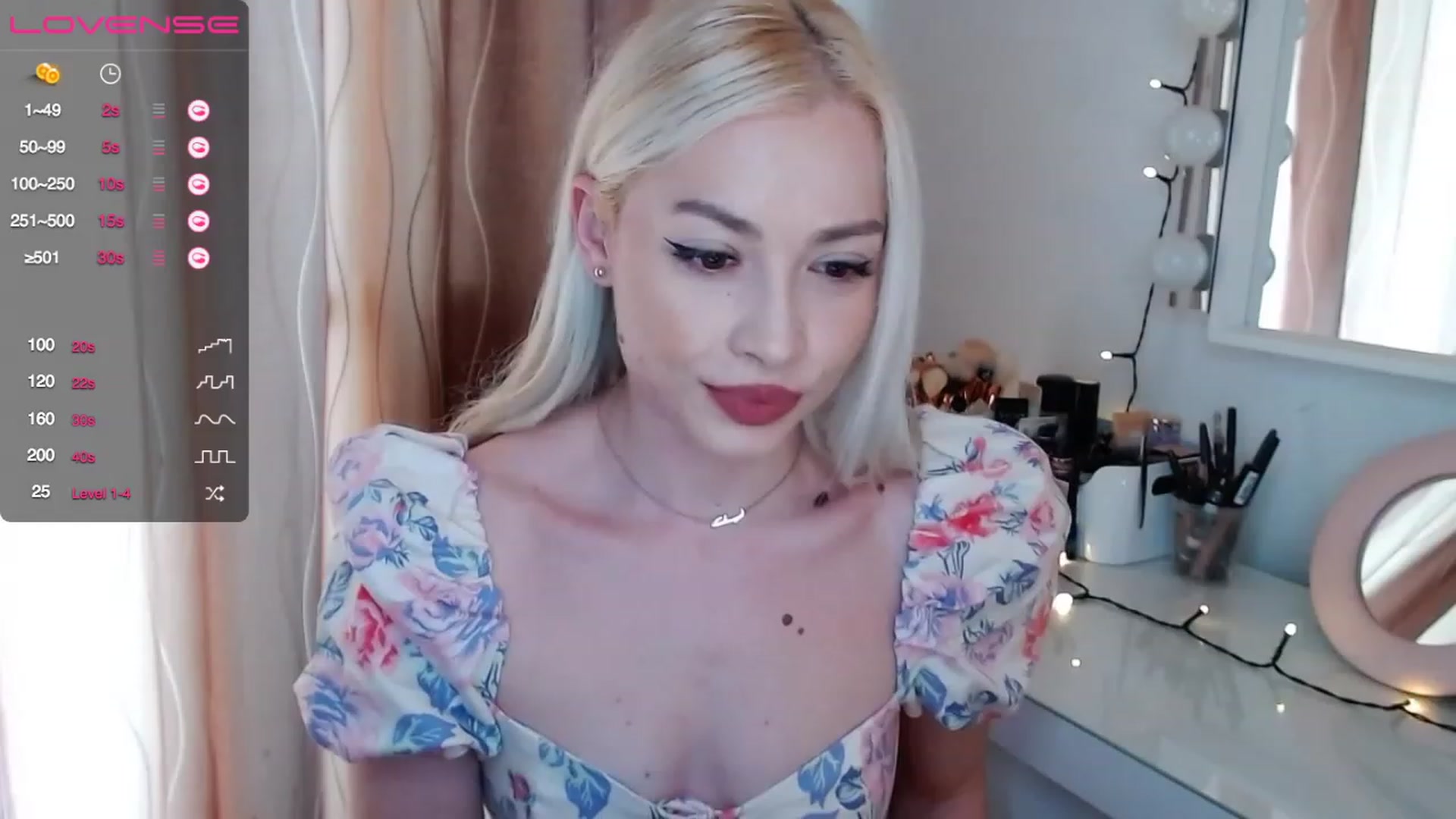 Gallery image thumbnail from Rapunzelll's myfreecams stream on, 04/16/2023, 10:36 image 5 of 20