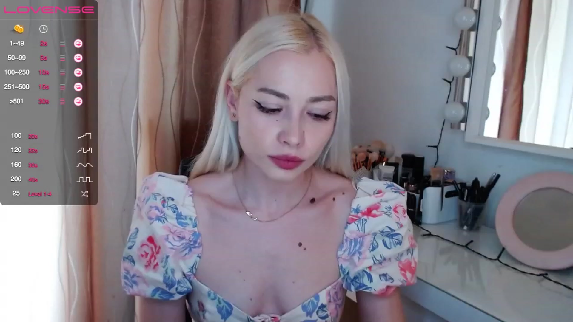 Gallery image thumbnail from Rapunzelll's myfreecams stream on, 04/19/2023, 10:04 image 3 of 20