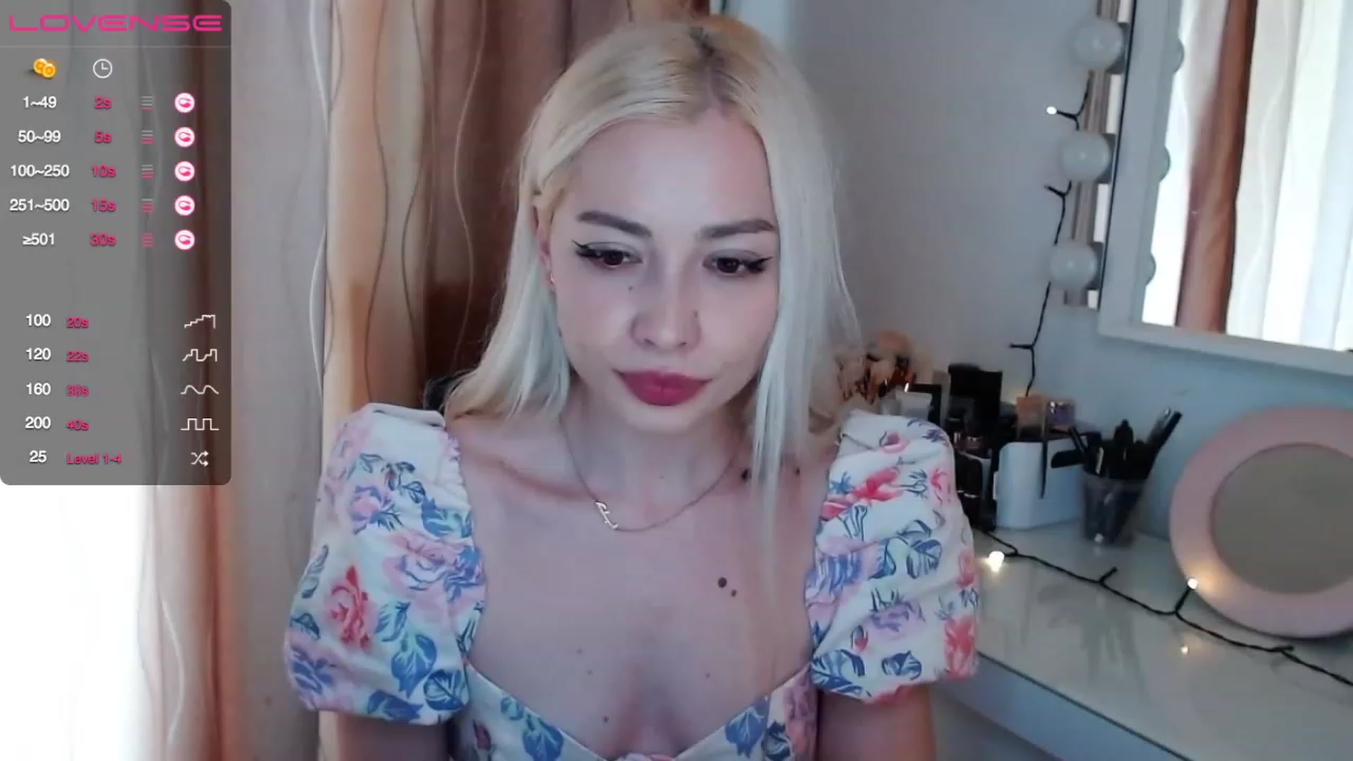 Gallery image thumbnail from Rapunzelll's myfreecams stream on, 04/19/2023, 10:04 image 2 of 20