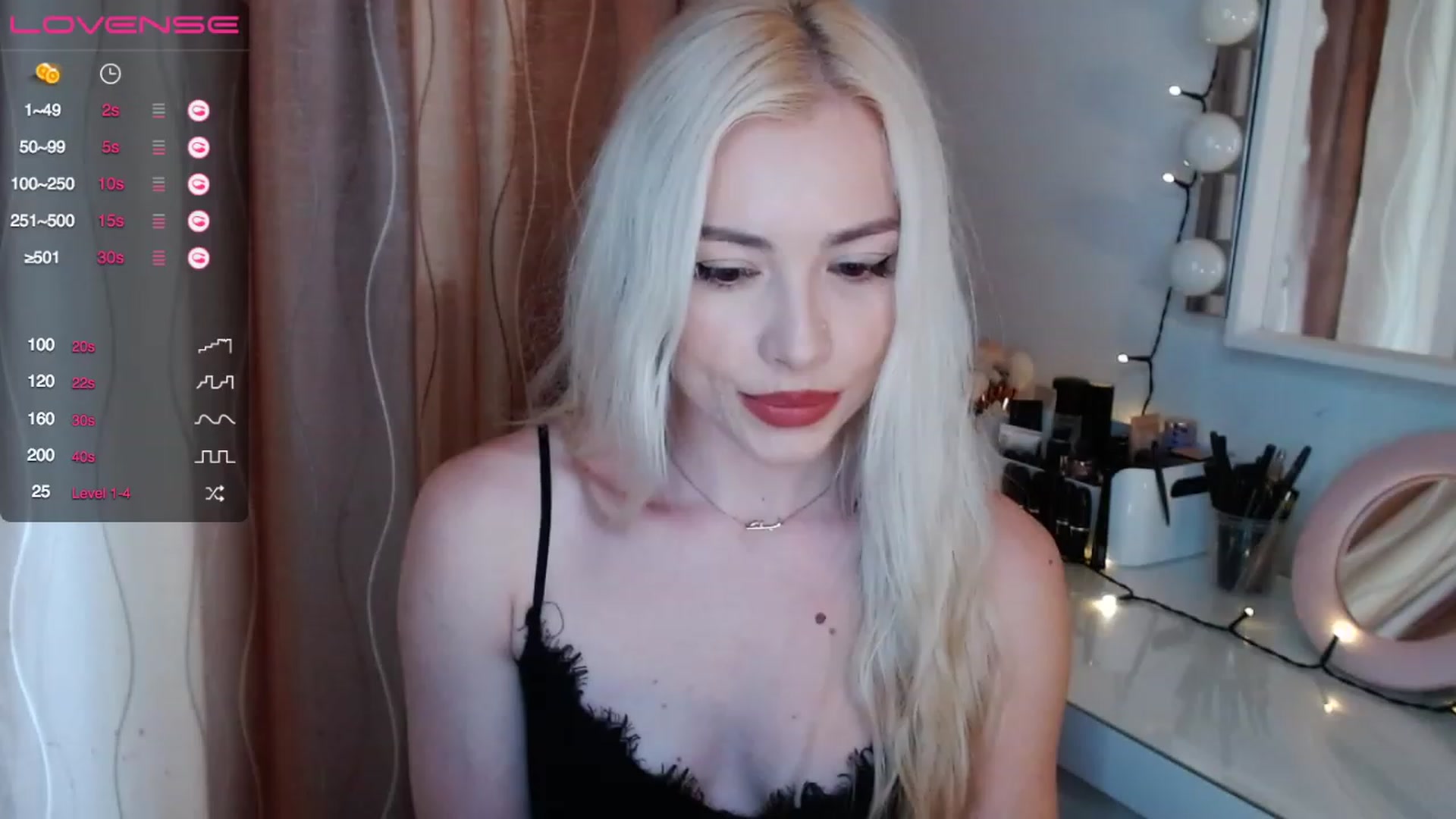 Gallery image thumbnail from Rapunzelll's myfreecams stream on, 04/20/2023, 08:22 image 15 of 20