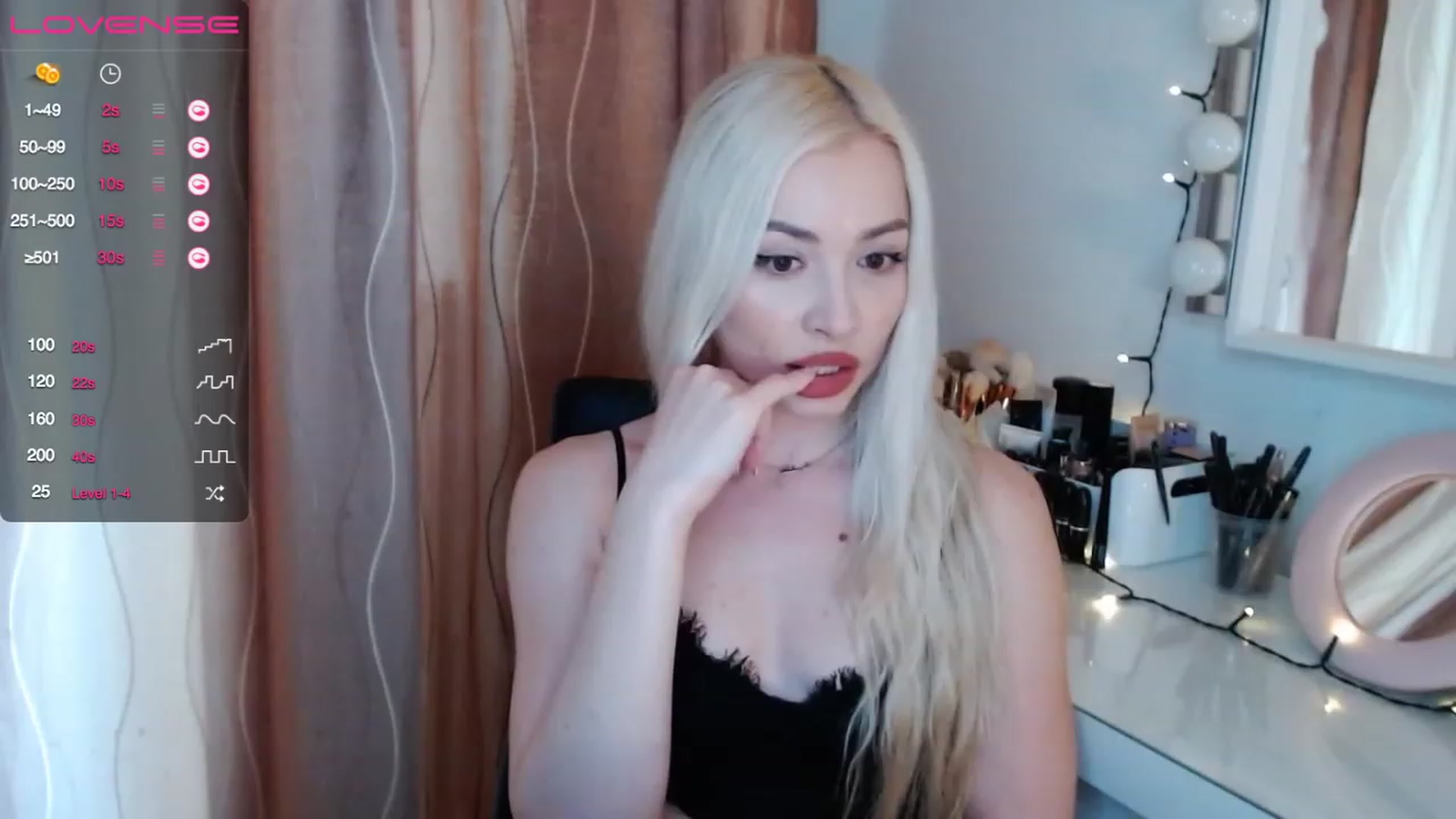 Gallery image thumbnail from Rapunzelll's myfreecams stream on, 04/20/2023, 08:22 image 20 of 20
