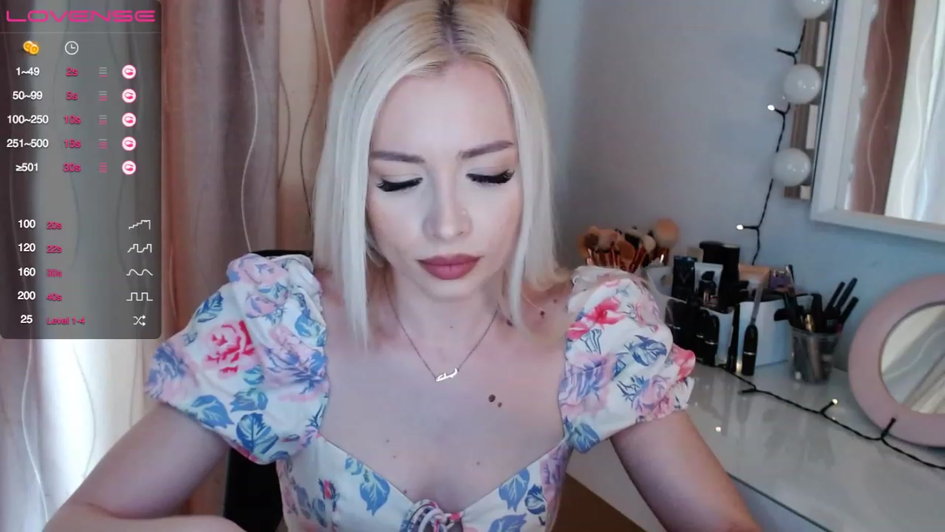 Gallery image thumbnail from Rapunzelll's myfreecams stream on, 04/24/2023, 08:04 image 1 of 20