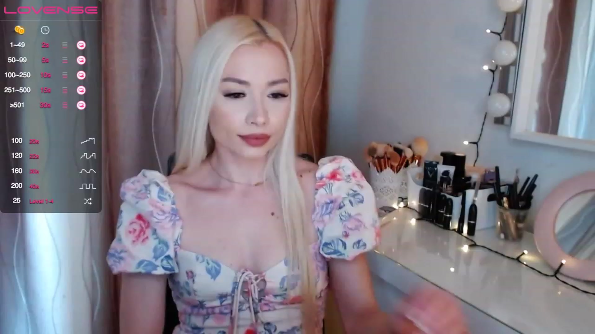 Gallery image thumbnail from Rapunzelll's myfreecams stream on, 04/24/2023, 08:04 image 10 of 20