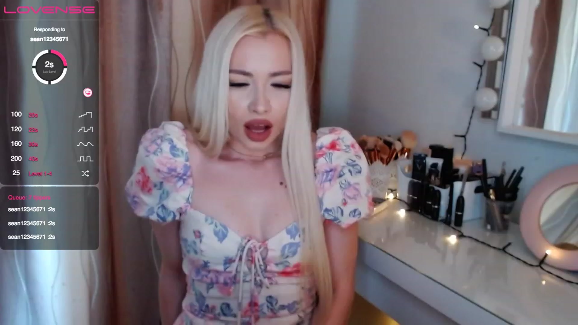 Gallery image thumbnail from Rapunzelll's myfreecams stream on, 04/24/2023, 08:04 image 13 of 20