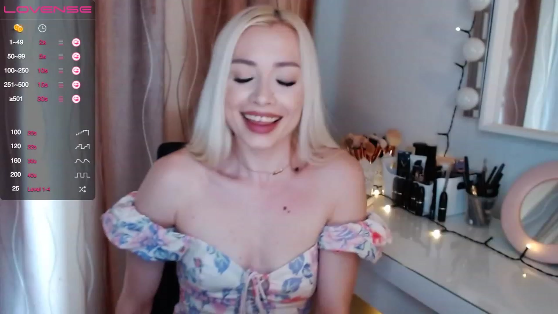 Gallery image thumbnail from Rapunzelll's myfreecams stream on, 04/24/2023, 08:04 image 8 of 20