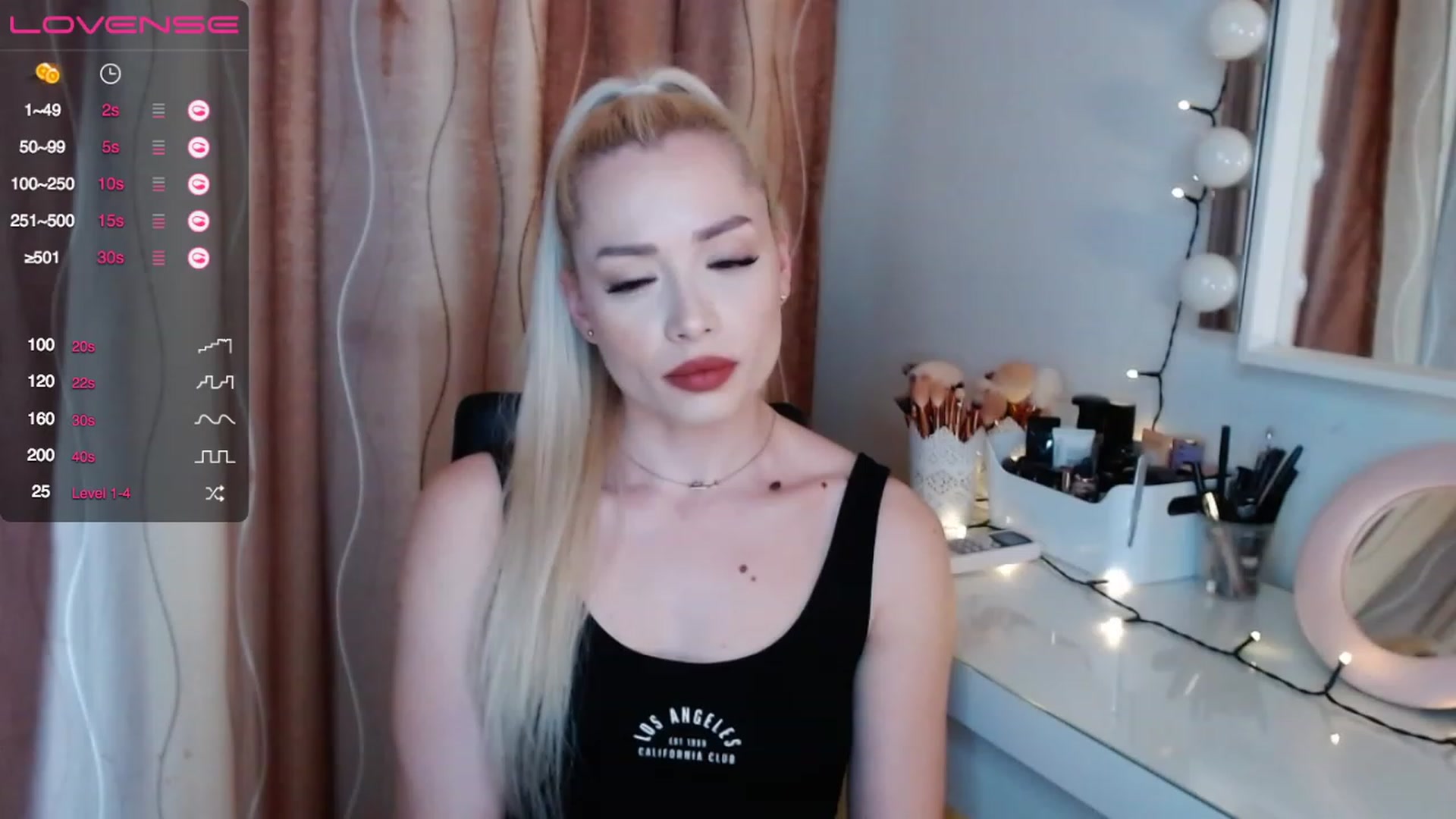 Gallery image thumbnail from Rapunzelll's myfreecams stream on, 04/25/2023, 08:43 image 15 of 20