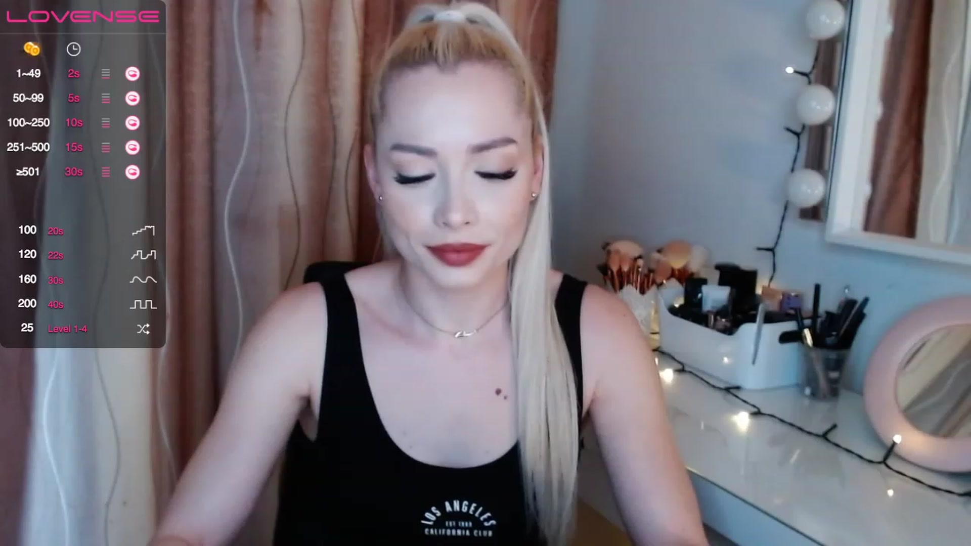 Gallery image thumbnail from Rapunzelll's myfreecams stream on, 04/25/2023, 08:43 image 10 of 20