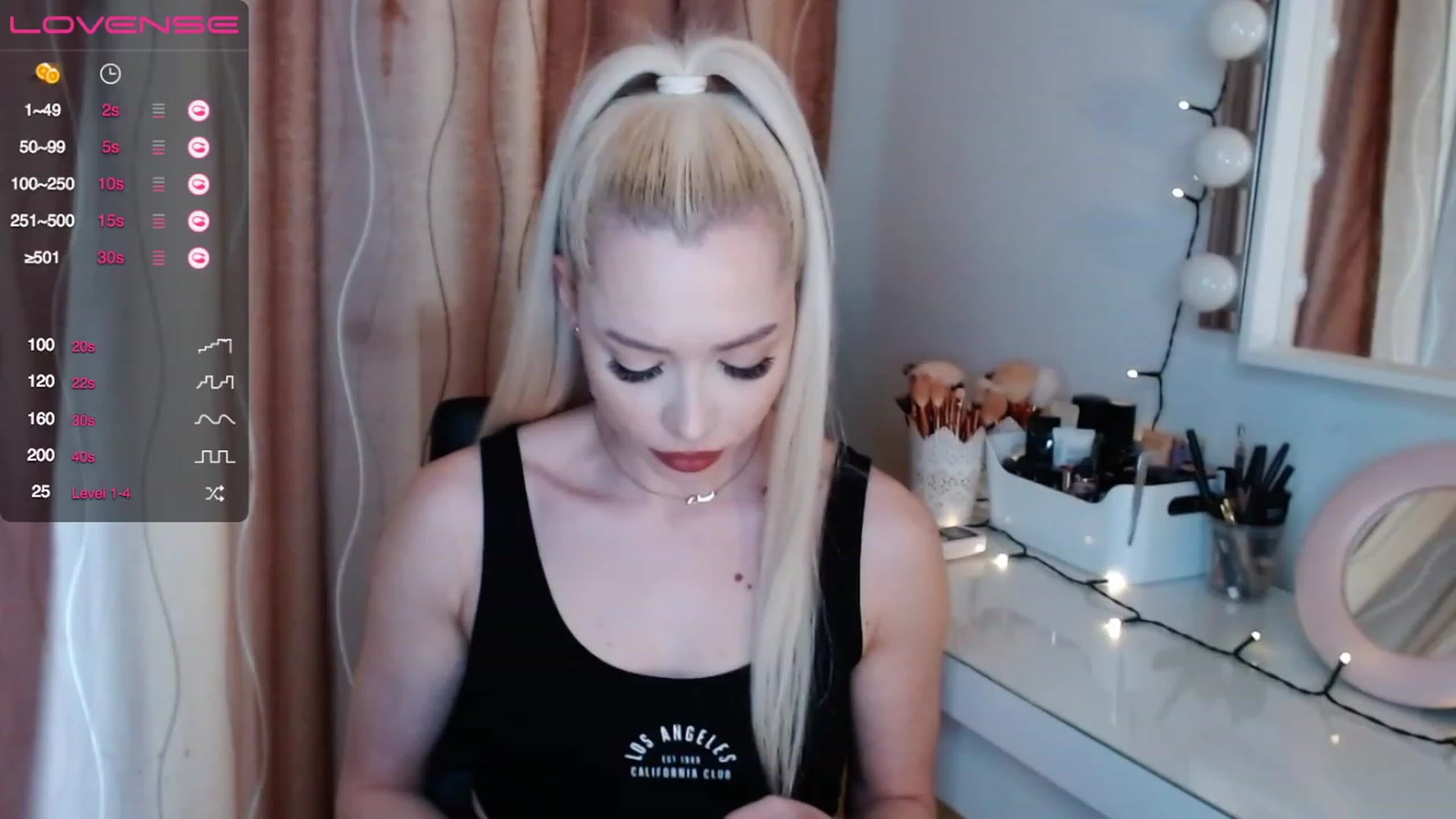 Gallery image thumbnail from Rapunzelll's myfreecams stream on, 04/25/2023, 08:43 image 6 of 20