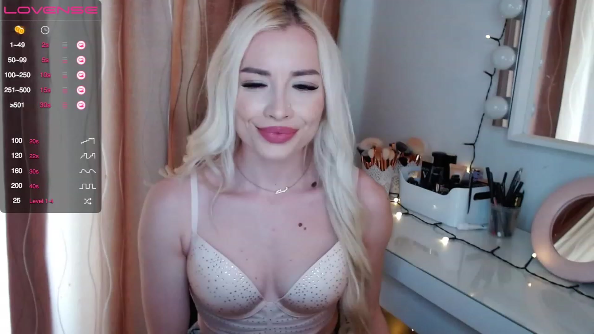 Gallery image thumbnail from Rapunzelll's myfreecams stream on, 05/03/2023, 09:53 image 15 of 20