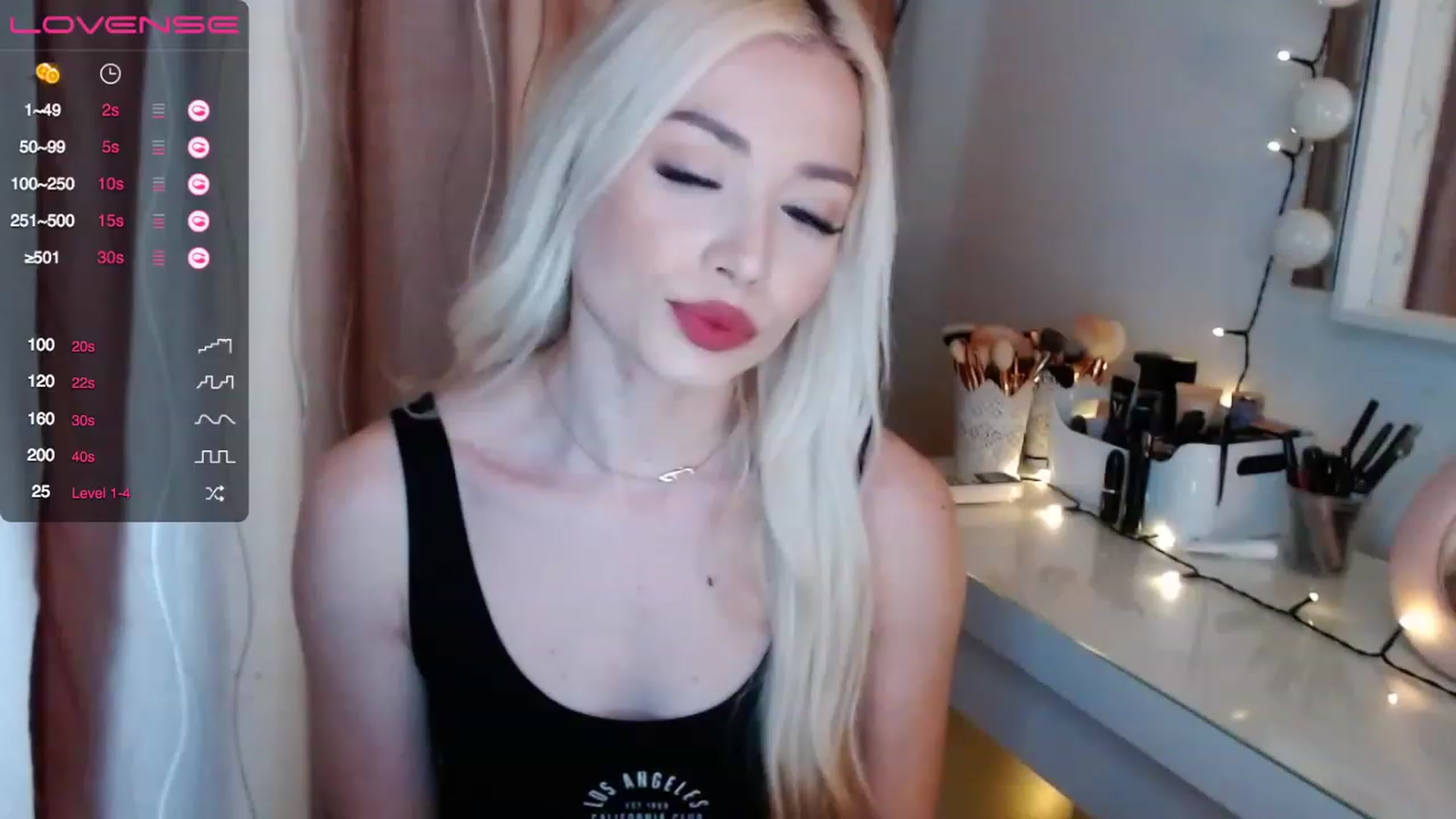 Gallery image thumbnail from Rapunzelll's myfreecams stream on, 05/04/2023, 08:01 image 17 of 20