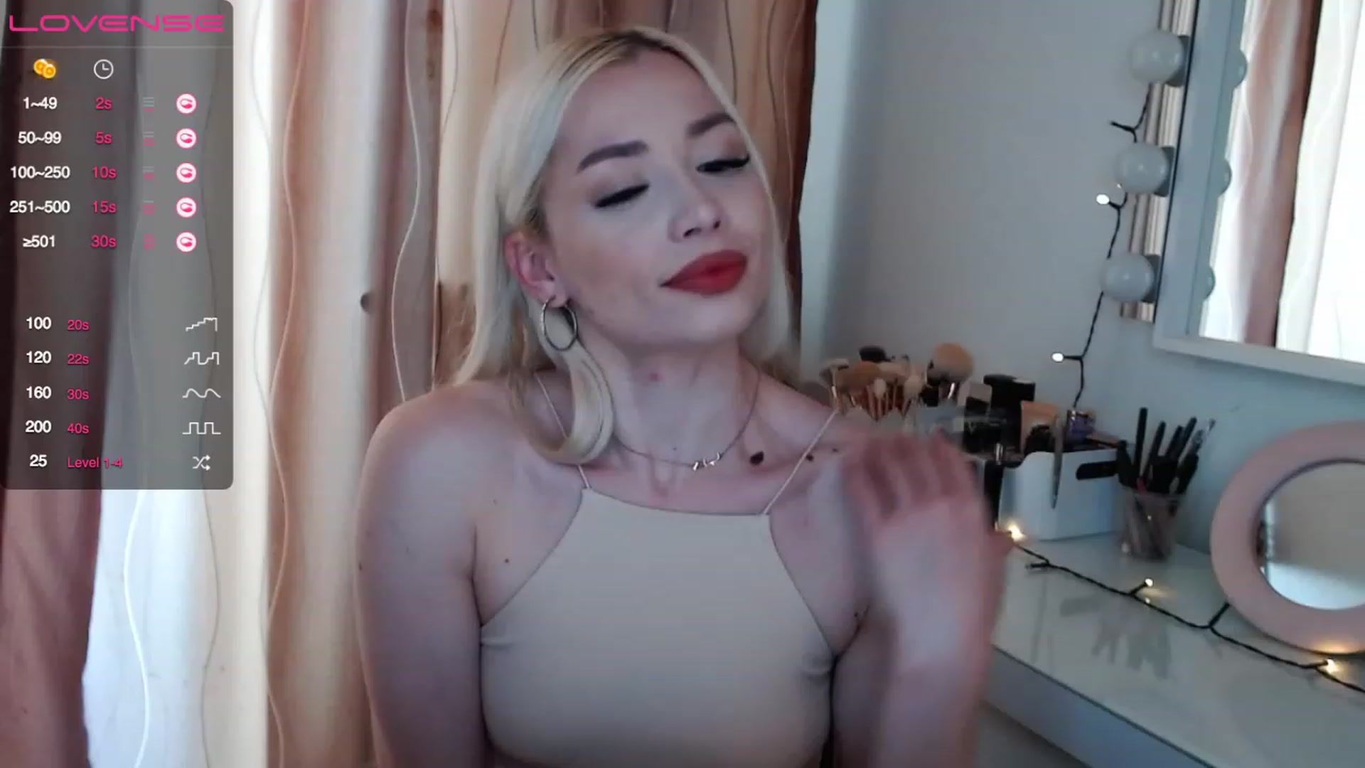 Gallery image thumbnail from Rapunzelll's myfreecams stream on, 05/06/2023, 10:55 image 7 of 20