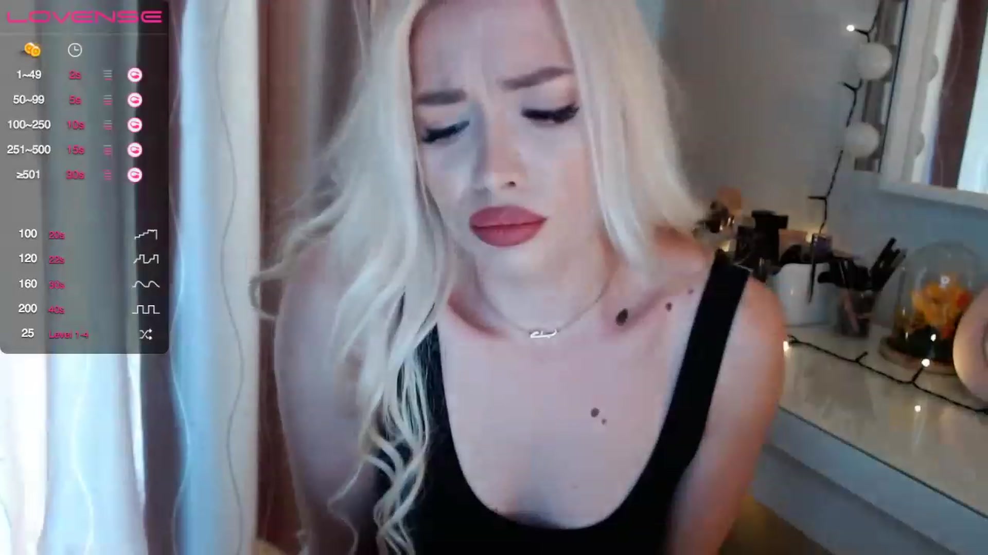 Gallery image thumbnail from Rapunzelll's myfreecams stream on, 05/10/2023, 09:01 image 15 of 20