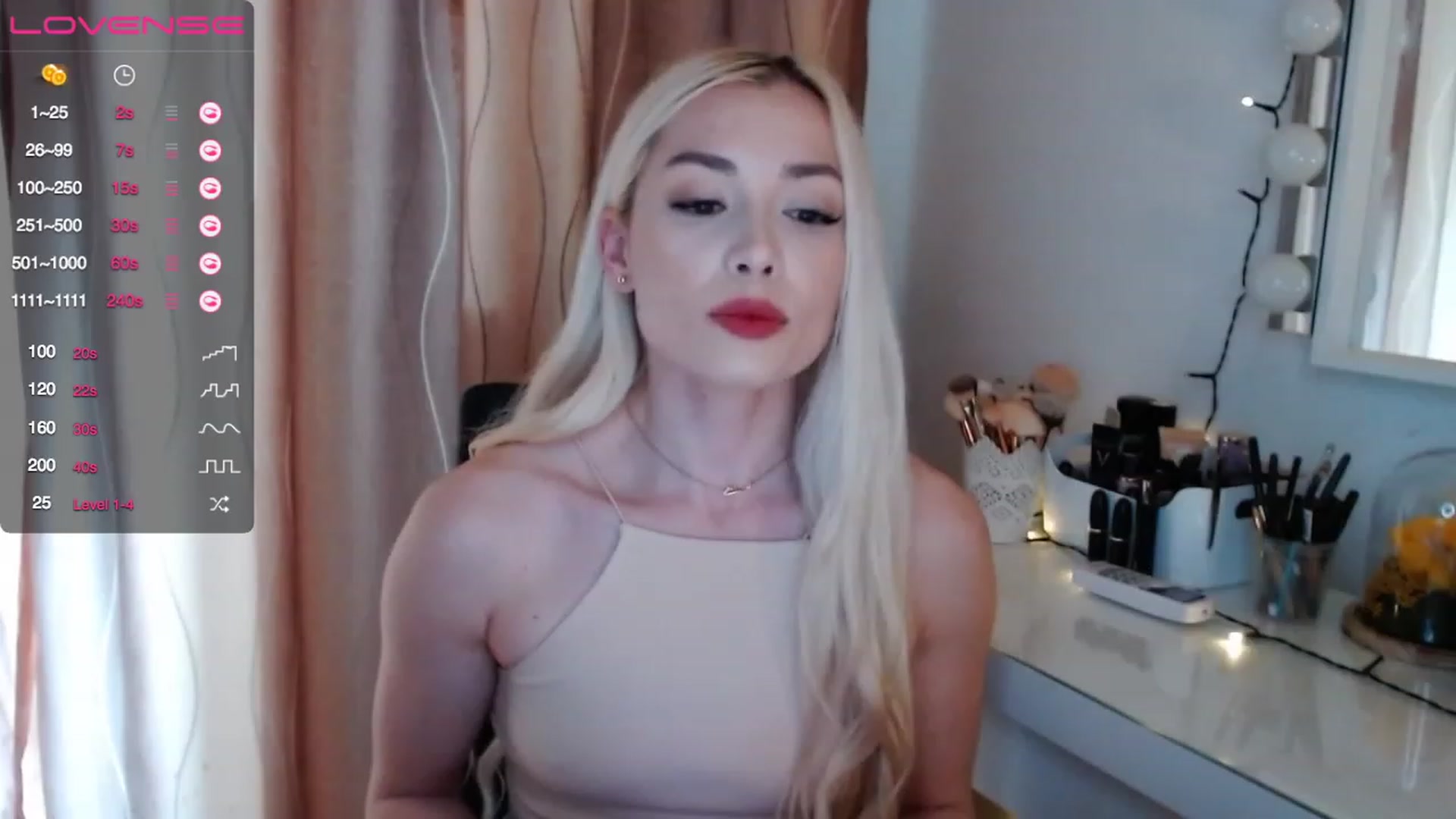 Gallery image thumbnail from Rapunzelll's myfreecams stream on, 05/12/2023, 10:14 image 17 of 20