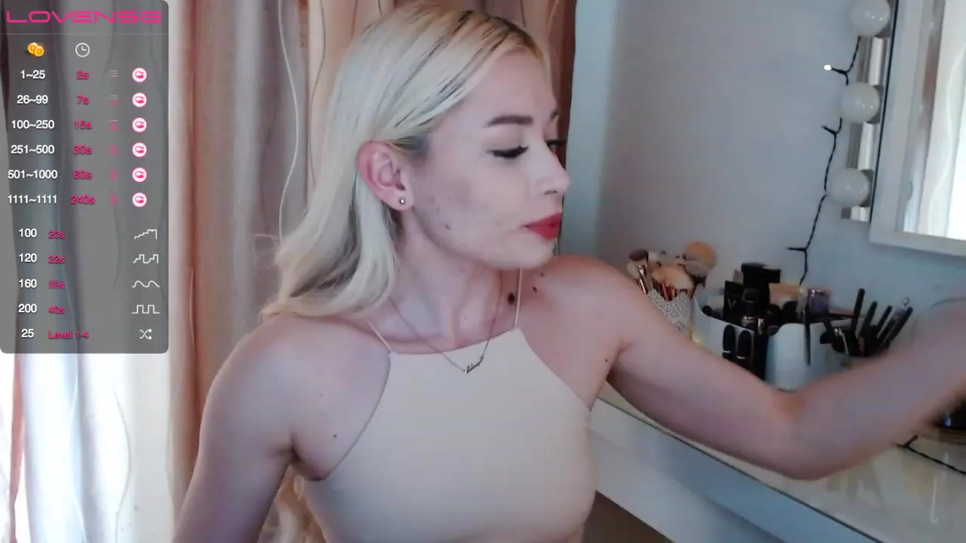 Gallery image thumbnail from Rapunzelll's myfreecams stream on, 05/12/2023, 10:14 image 11 of 20