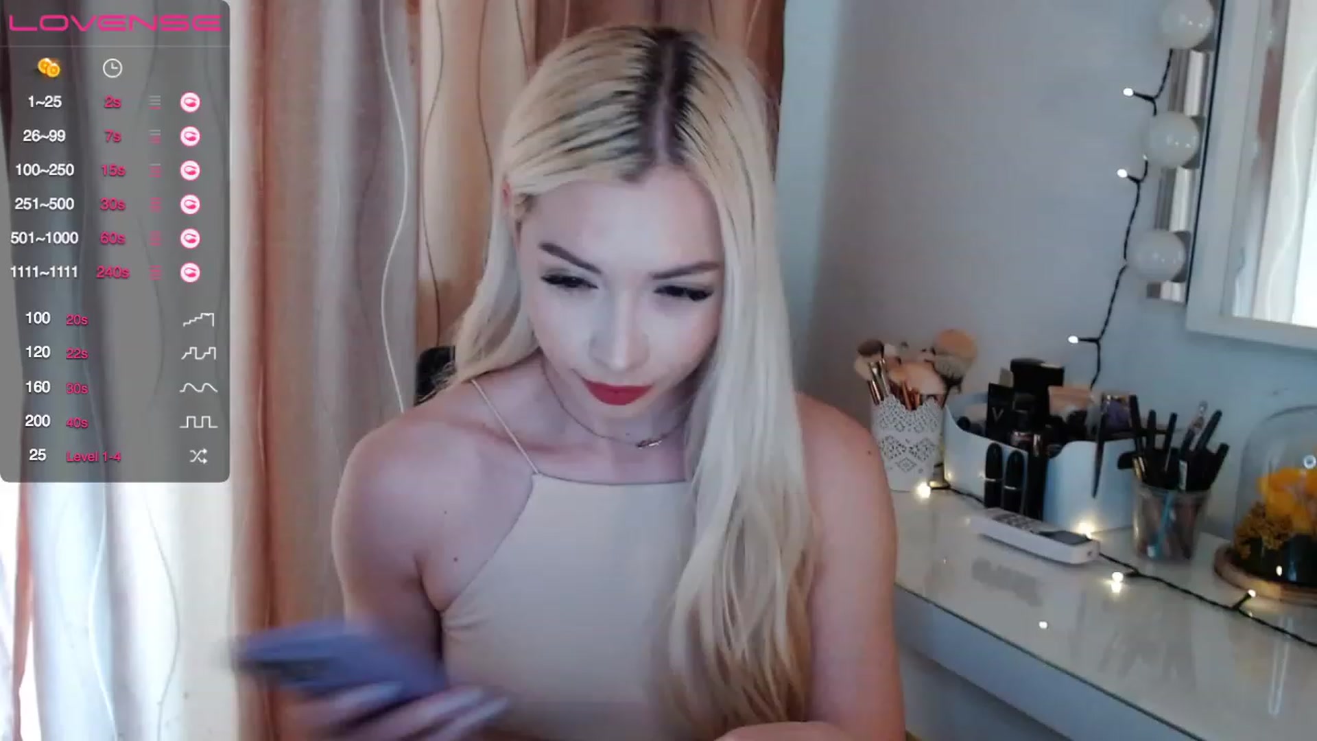 Gallery image thumbnail from Rapunzelll's myfreecams stream on, 05/12/2023, 10:14 image 15 of 20