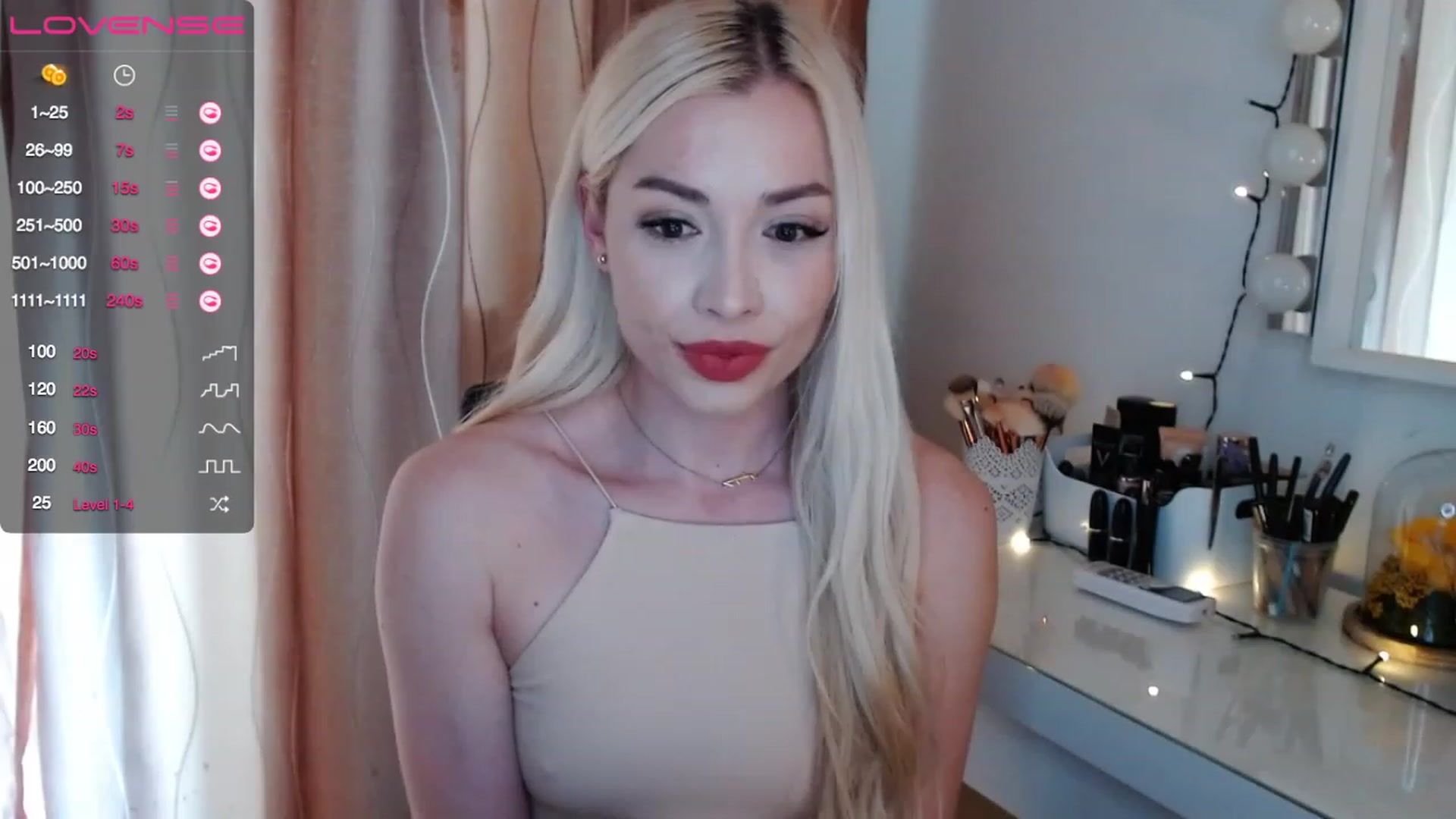 Gallery image thumbnail from Rapunzelll's myfreecams stream on, 05/12/2023, 10:14 image 14 of 20