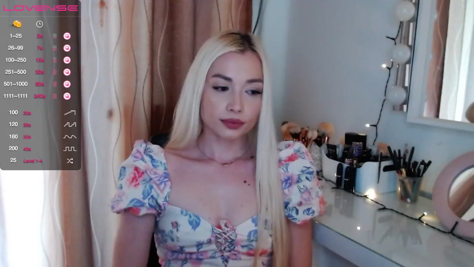Gallery image thumbnail from Rapunzelll's myfreecams stream on, 05/16/2023, 08:39 image 17 of 20