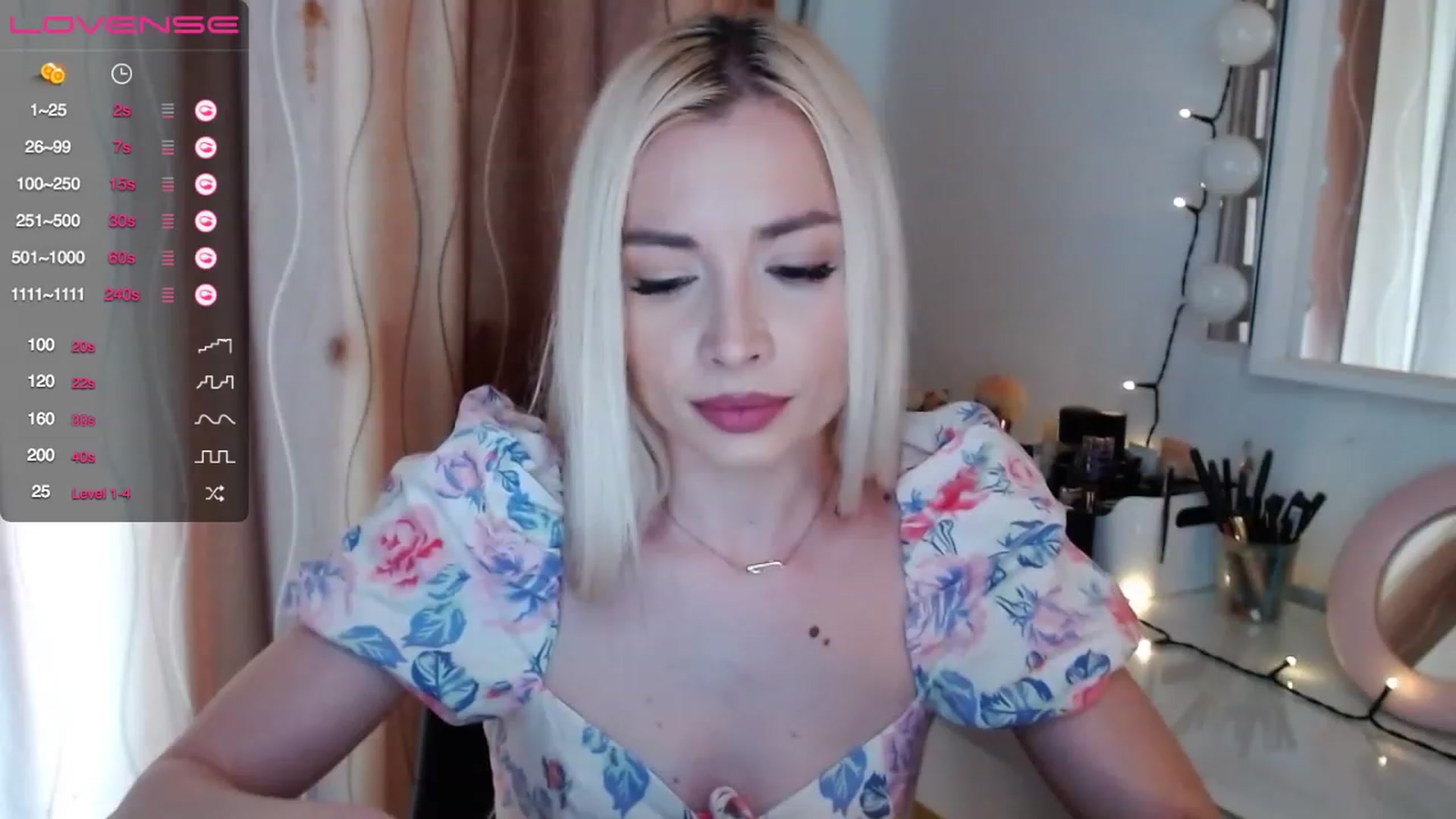 Gallery image thumbnail from Rapunzelll's myfreecams stream on, 05/16/2023, 08:39 image 7 of 20