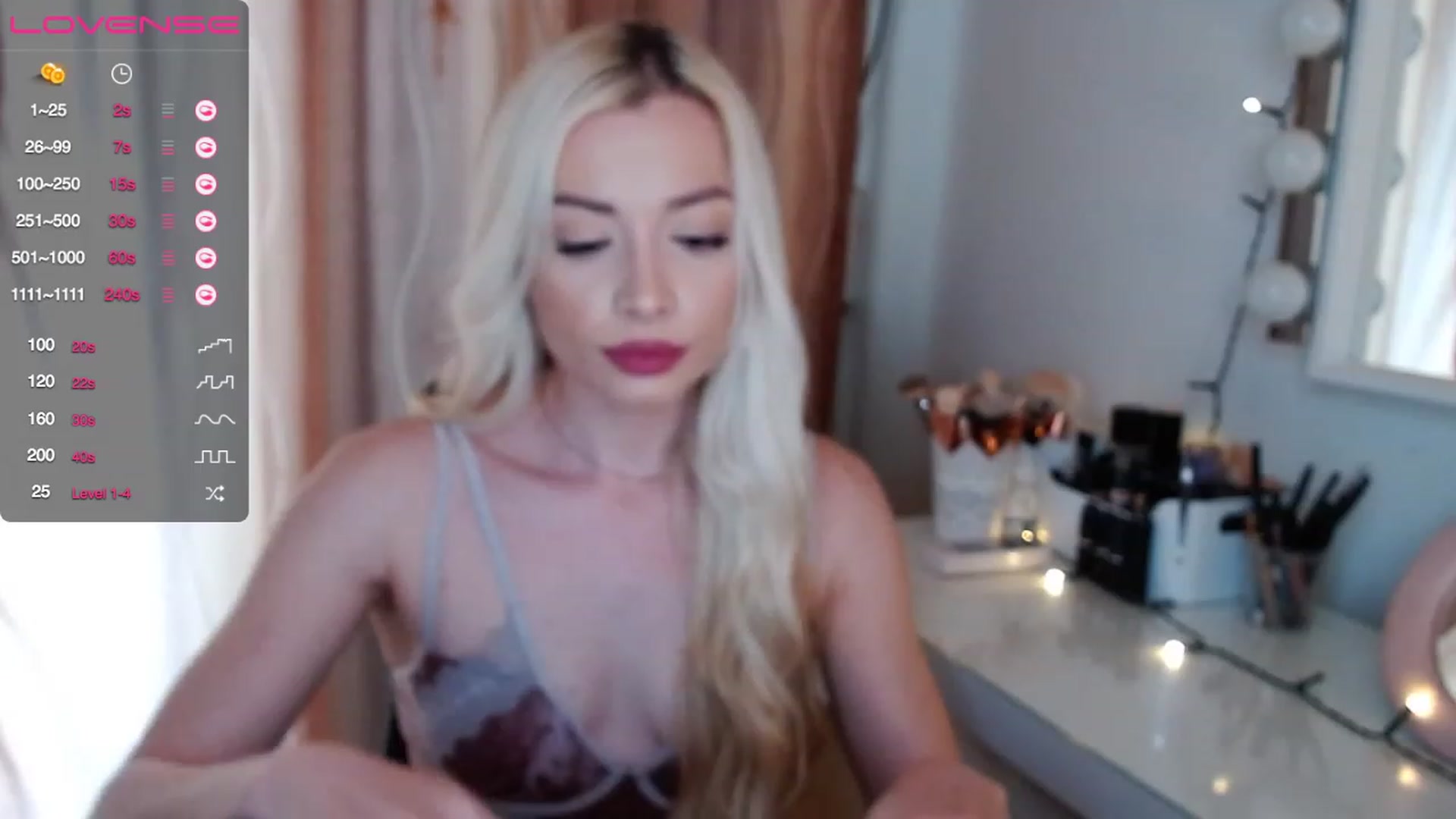 Gallery image thumbnail from Rapunzelll's myfreecams stream on, 05/19/2023, 08:51 image 8 of 20