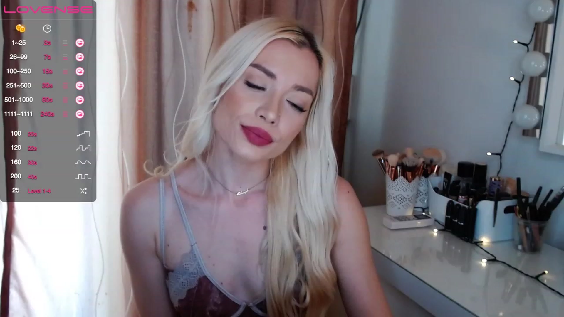 Gallery image thumbnail from Rapunzelll's myfreecams stream on, 05/19/2023, 08:51 image 15 of 20